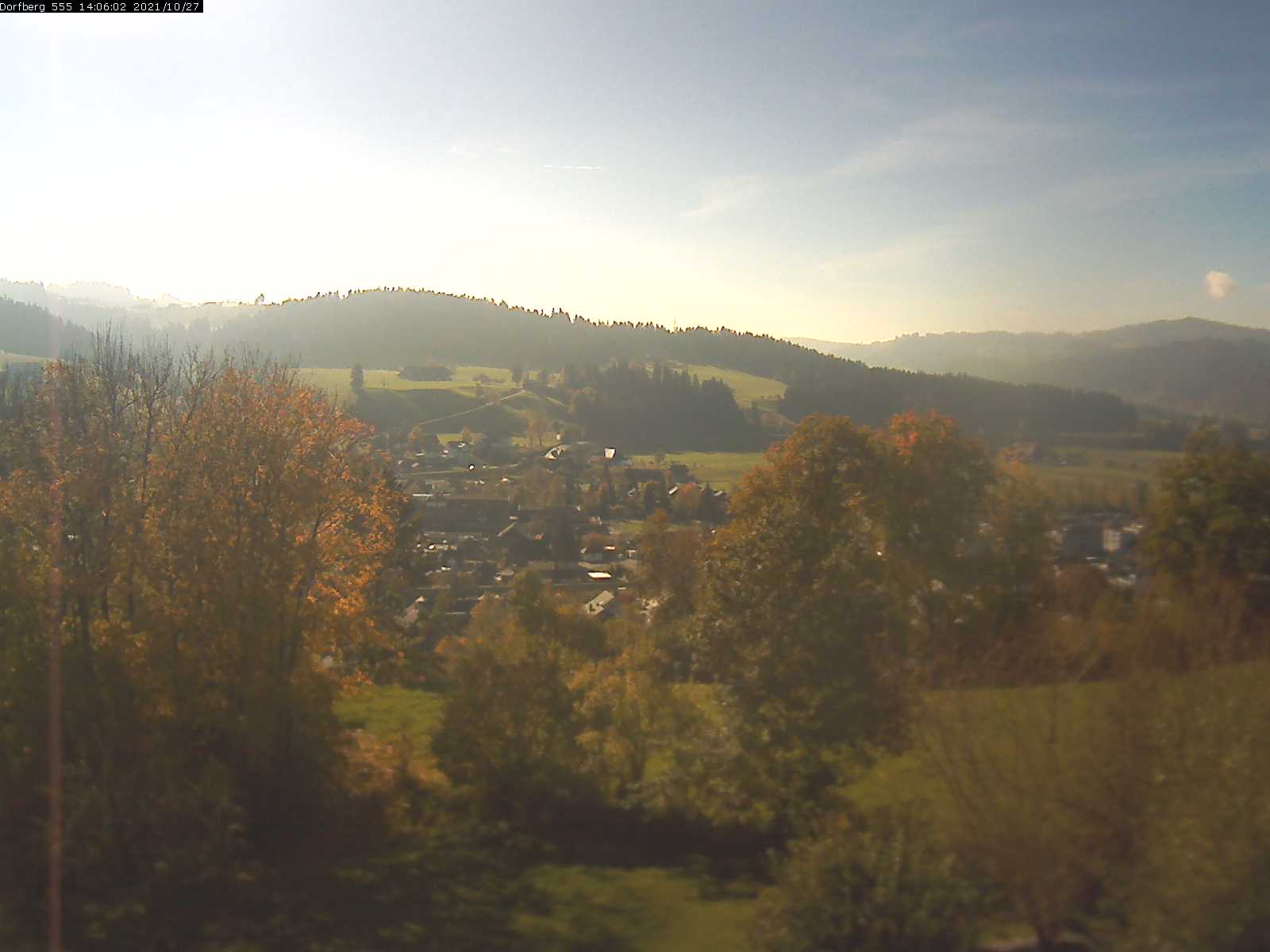 Webcam-Bild: Aussicht vom Dorfberg in Langnau 20211027-140601