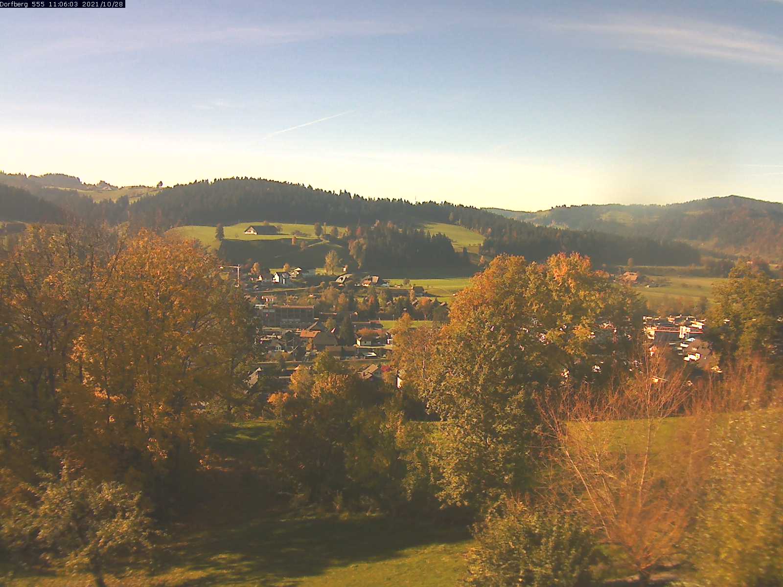 Webcam-Bild: Aussicht vom Dorfberg in Langnau 20211028-110601