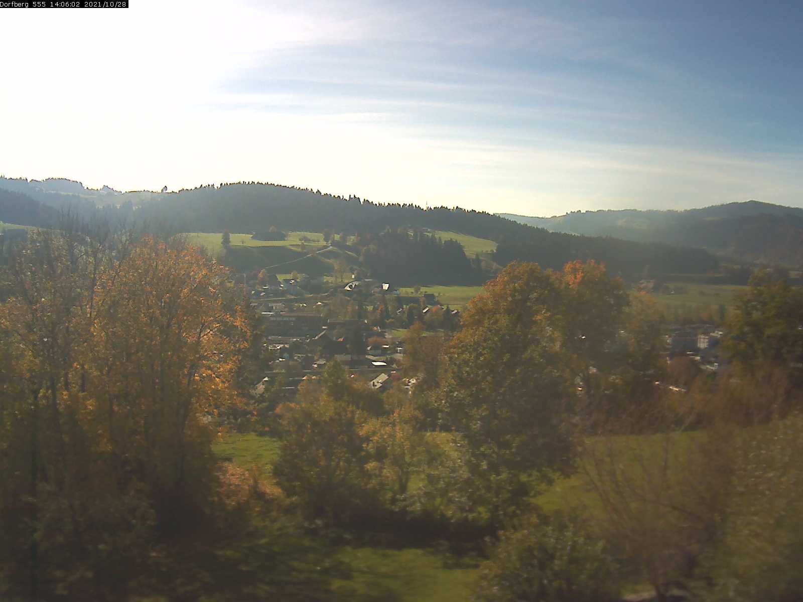 Webcam-Bild: Aussicht vom Dorfberg in Langnau 20211028-140601