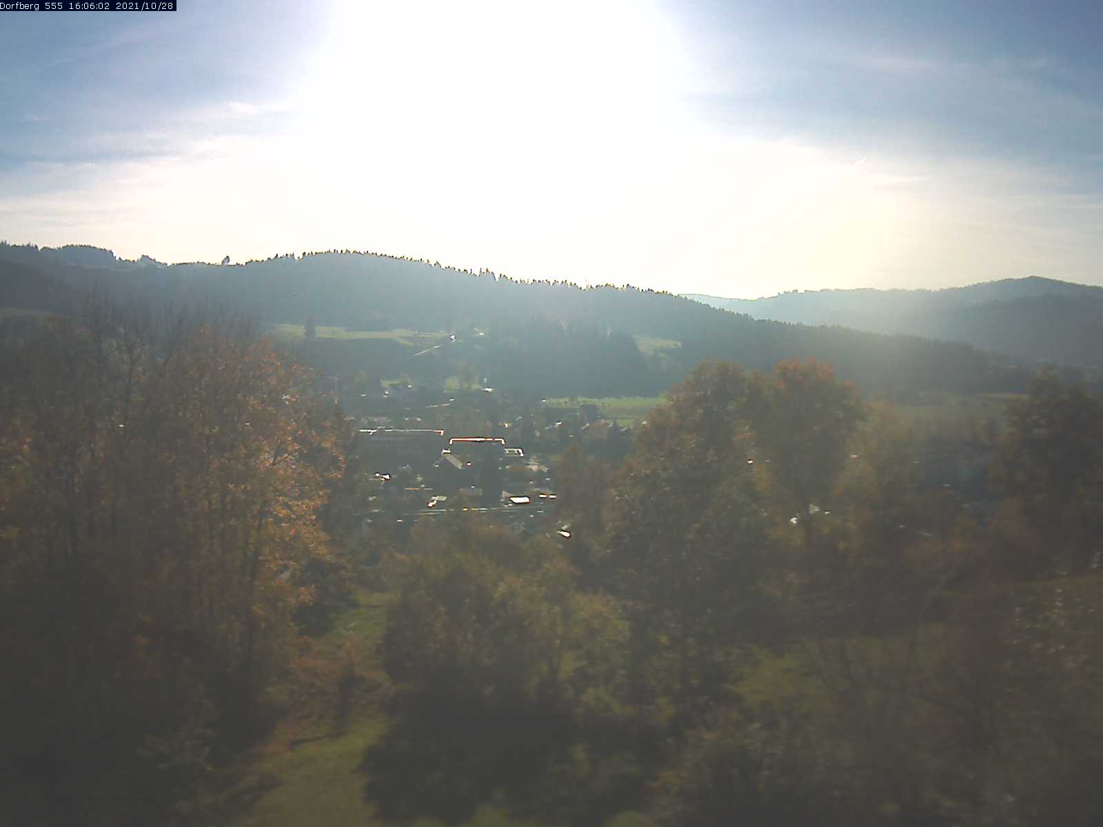 Webcam-Bild: Aussicht vom Dorfberg in Langnau 20211028-160601