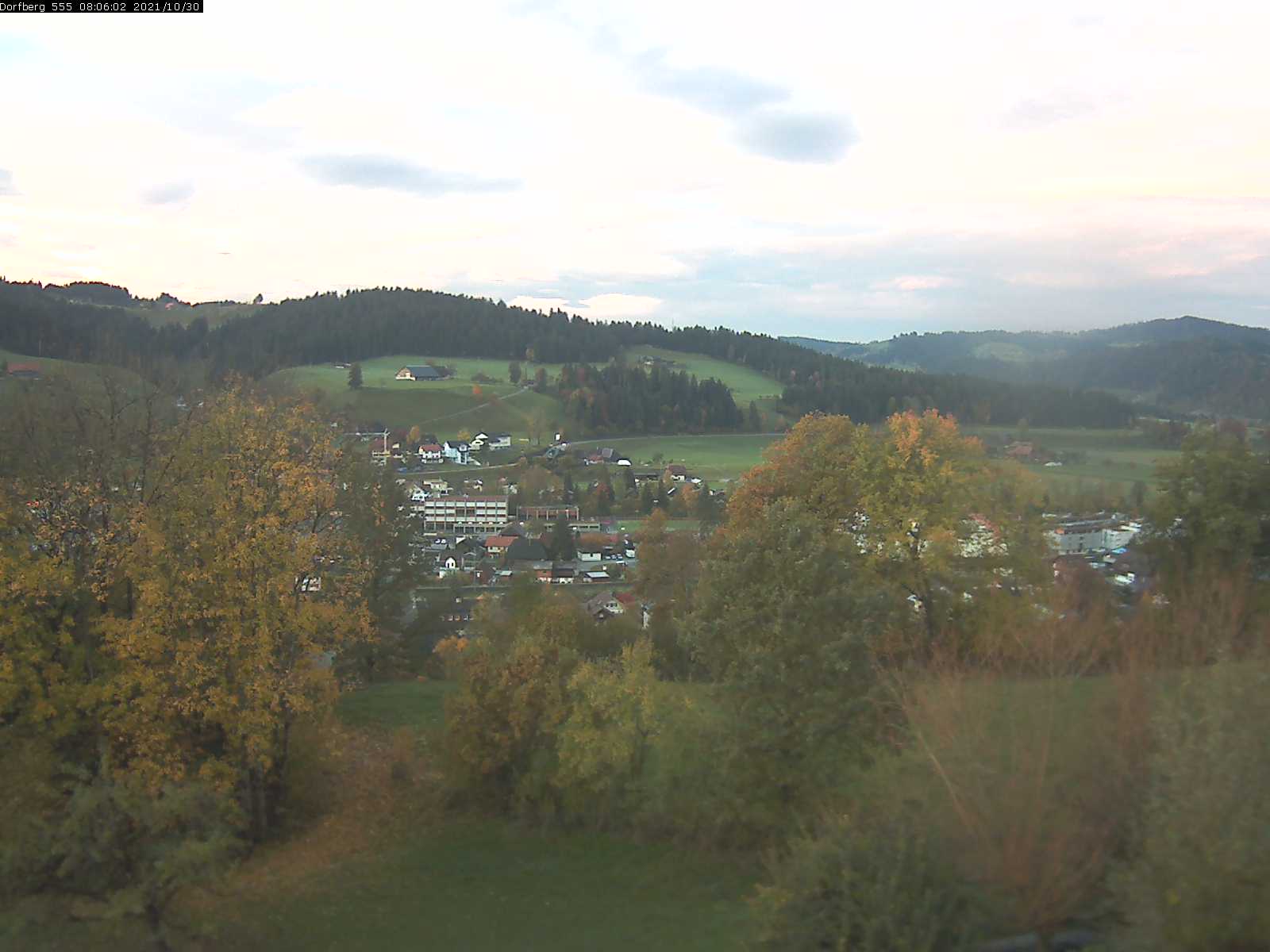 Webcam-Bild: Aussicht vom Dorfberg in Langnau 20211030-080601