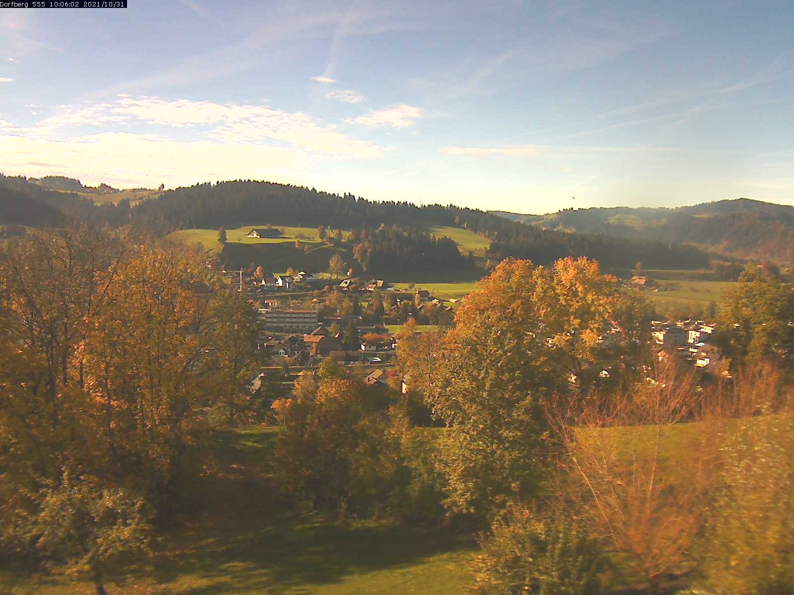 Webcam-Bild: Aussicht vom Dorfberg in Langnau 20211031-100602