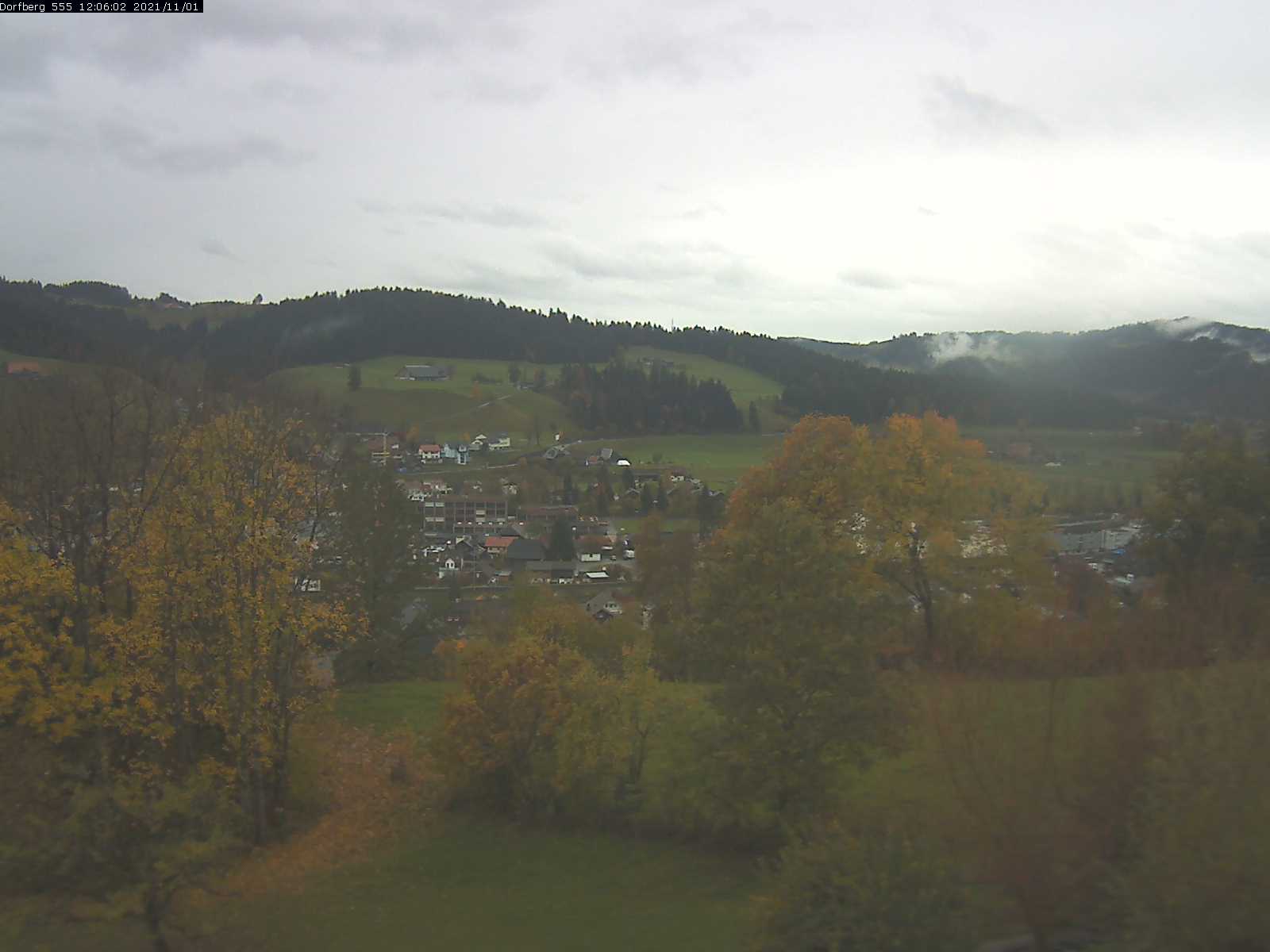 Webcam-Bild: Aussicht vom Dorfberg in Langnau 20211101-120601