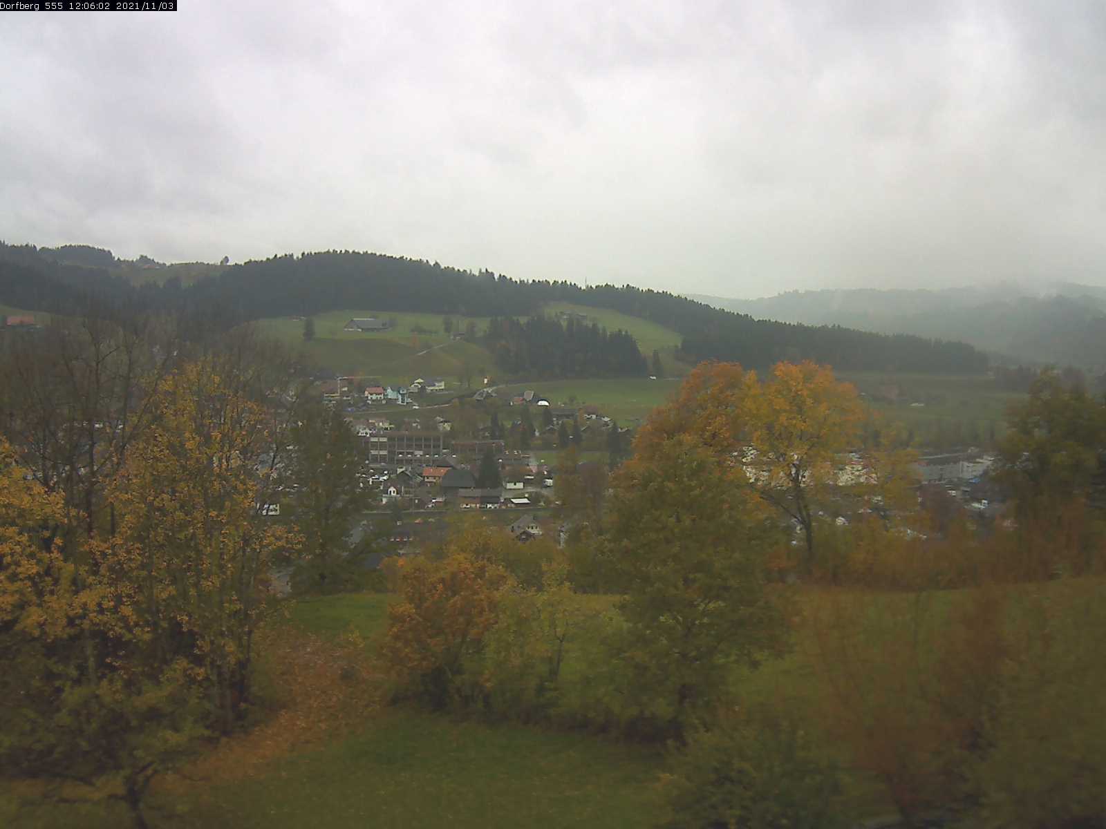 Webcam-Bild: Aussicht vom Dorfberg in Langnau 20211103-120601
