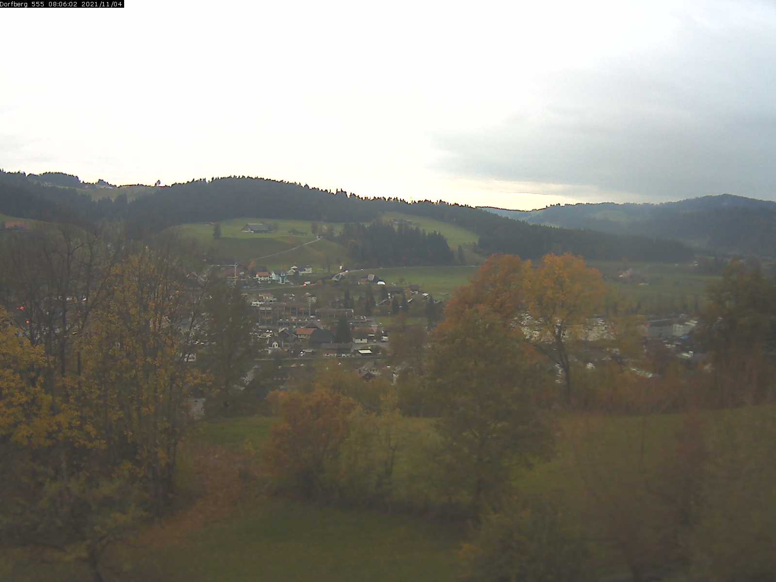Webcam-Bild: Aussicht vom Dorfberg in Langnau 20211104-080601