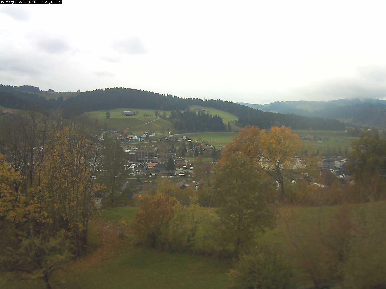 Webcam-Bild: Aussicht vom Dorfberg in Langnau 20211104-110601