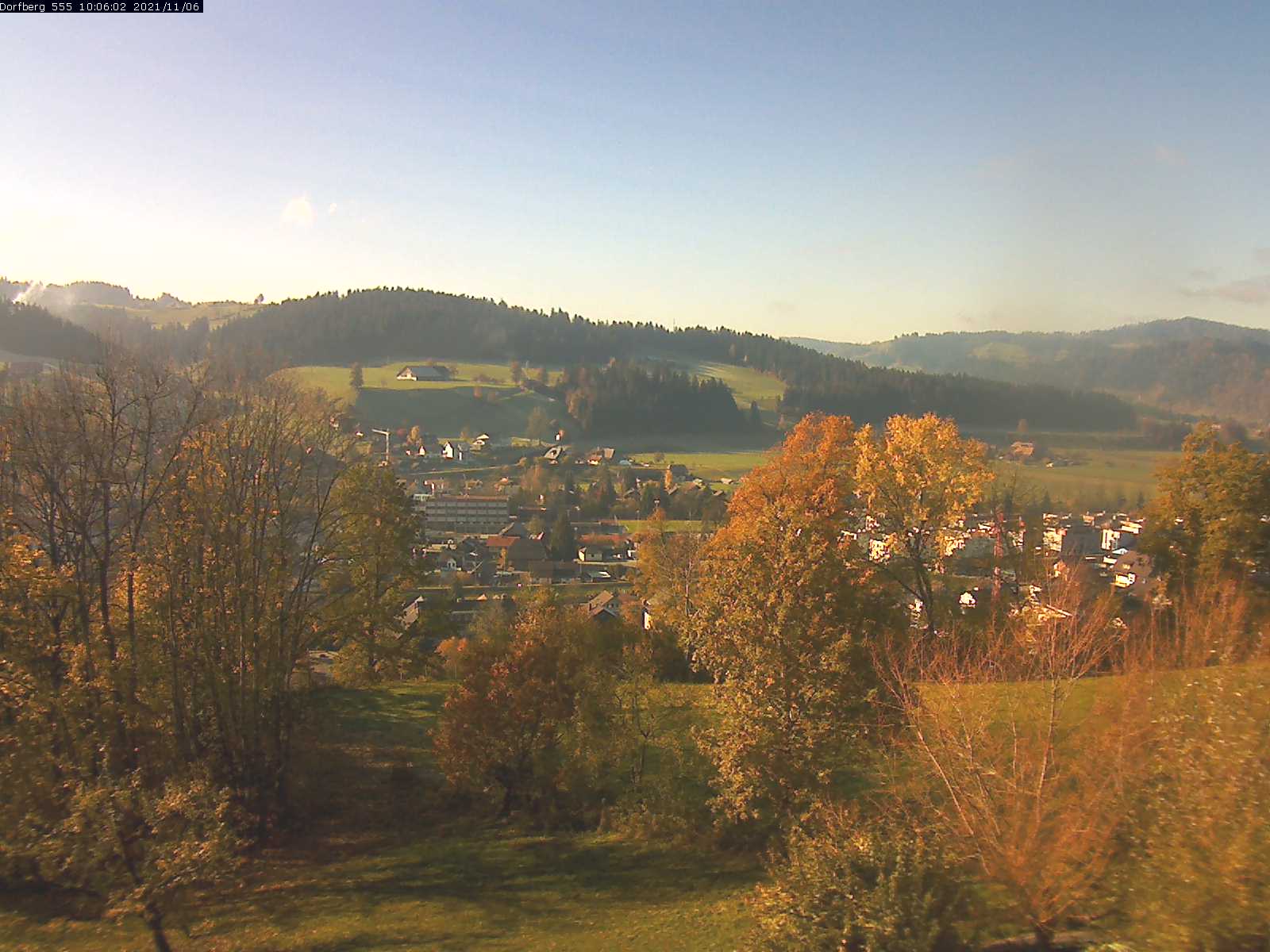 Webcam-Bild: Aussicht vom Dorfberg in Langnau 20211106-100601