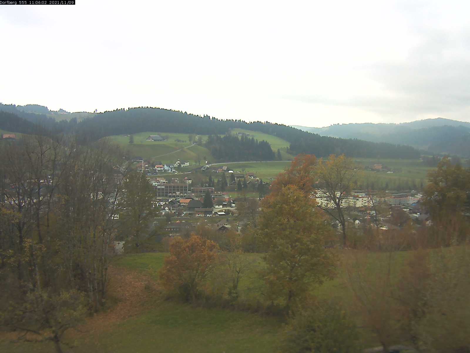 Webcam-Bild: Aussicht vom Dorfberg in Langnau 20211109-110601