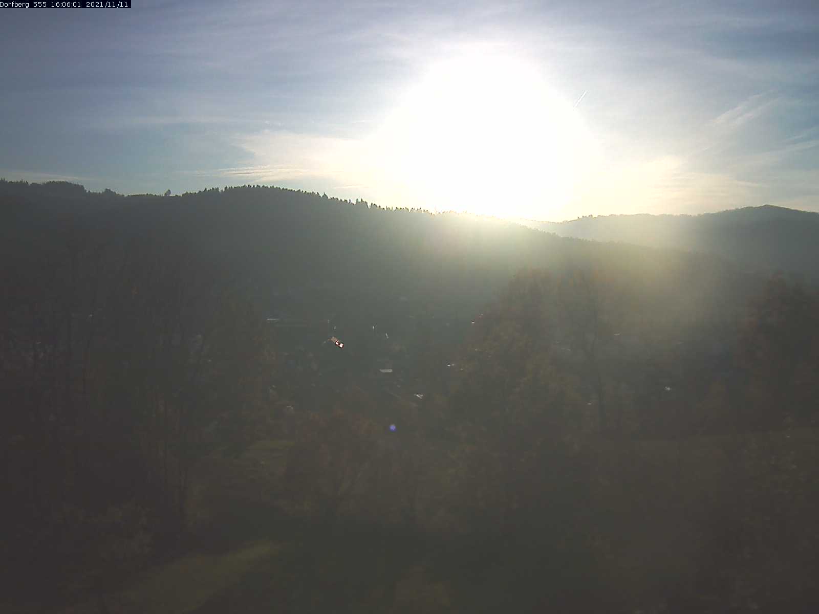 Webcam-Bild: Aussicht vom Dorfberg in Langnau 20211111-160601