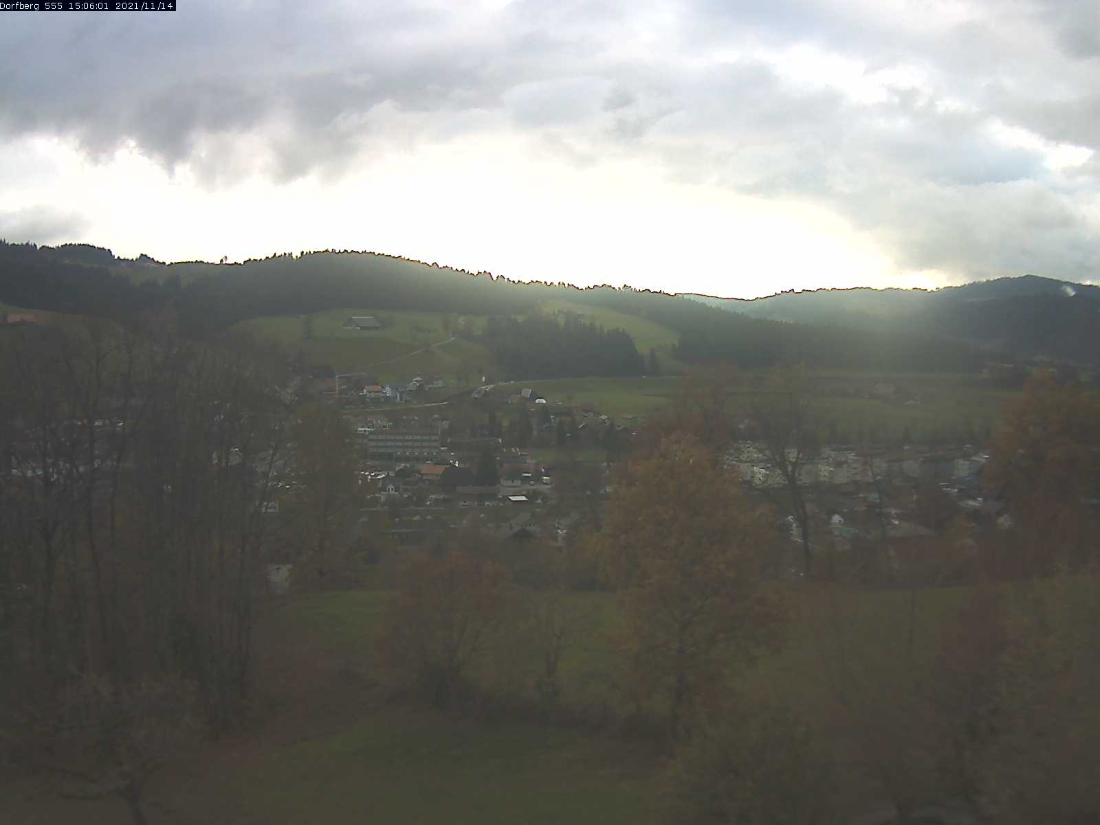 Webcam-Bild: Aussicht vom Dorfberg in Langnau 20211114-150601