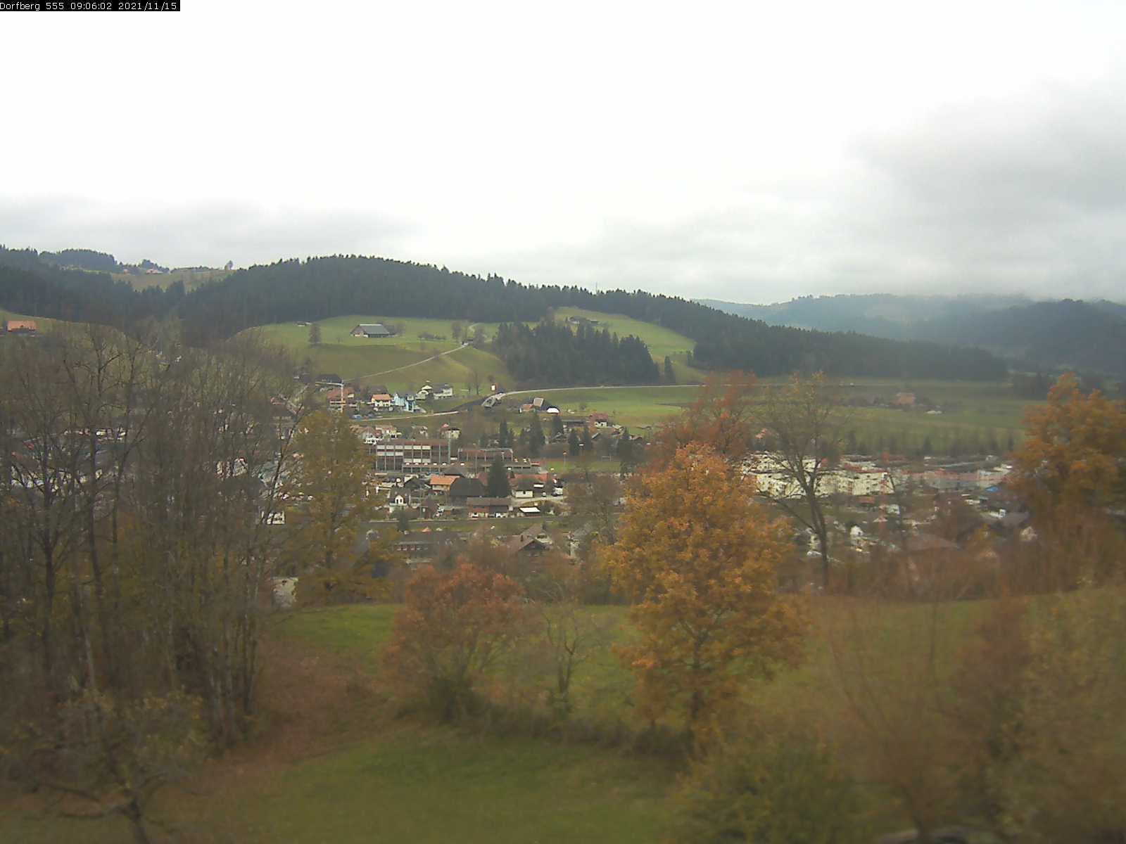 Webcam-Bild: Aussicht vom Dorfberg in Langnau 20211115-090601