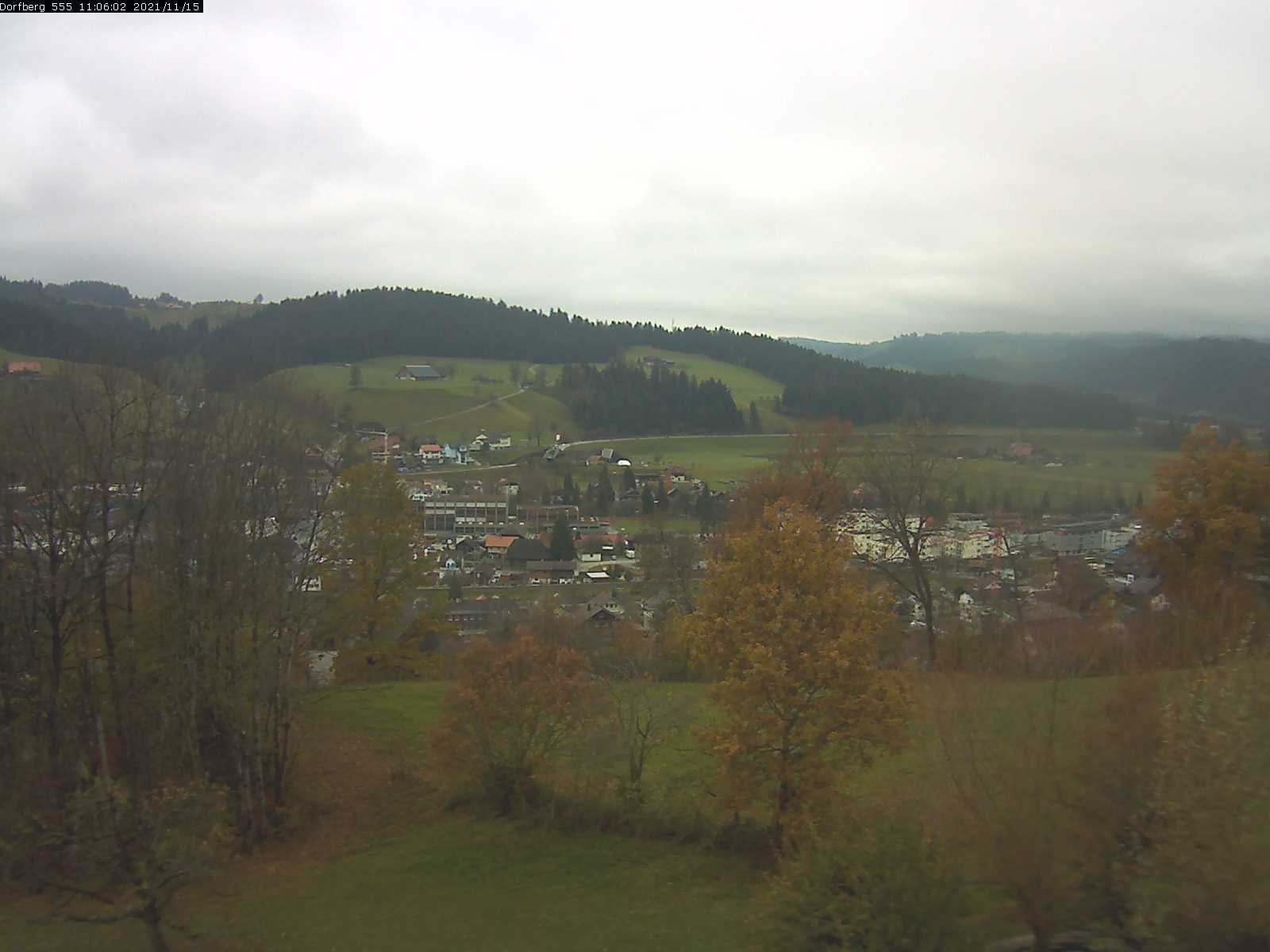 Webcam-Bild: Aussicht vom Dorfberg in Langnau 20211115-110601