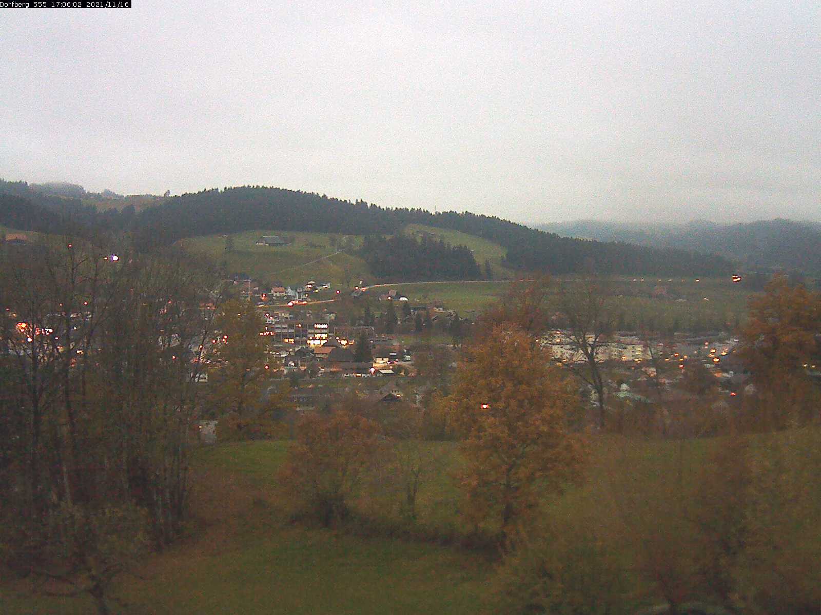 Webcam-Bild: Aussicht vom Dorfberg in Langnau 20211116-170601