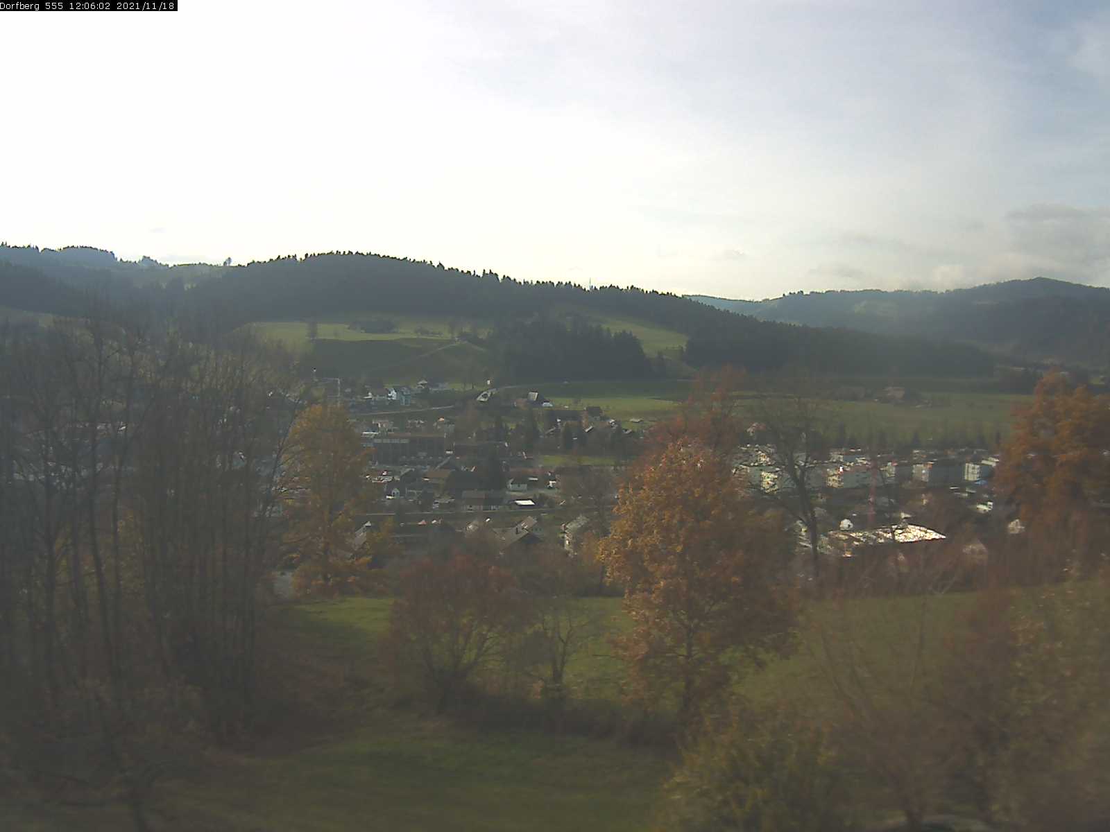 Webcam-Bild: Aussicht vom Dorfberg in Langnau 20211118-120601