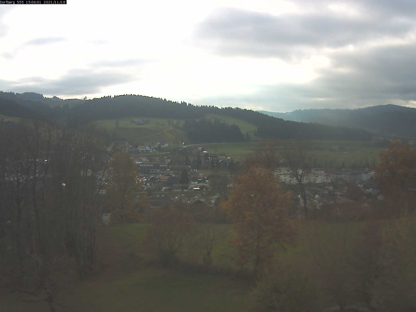 Webcam-Bild: Aussicht vom Dorfberg in Langnau 20211118-150601