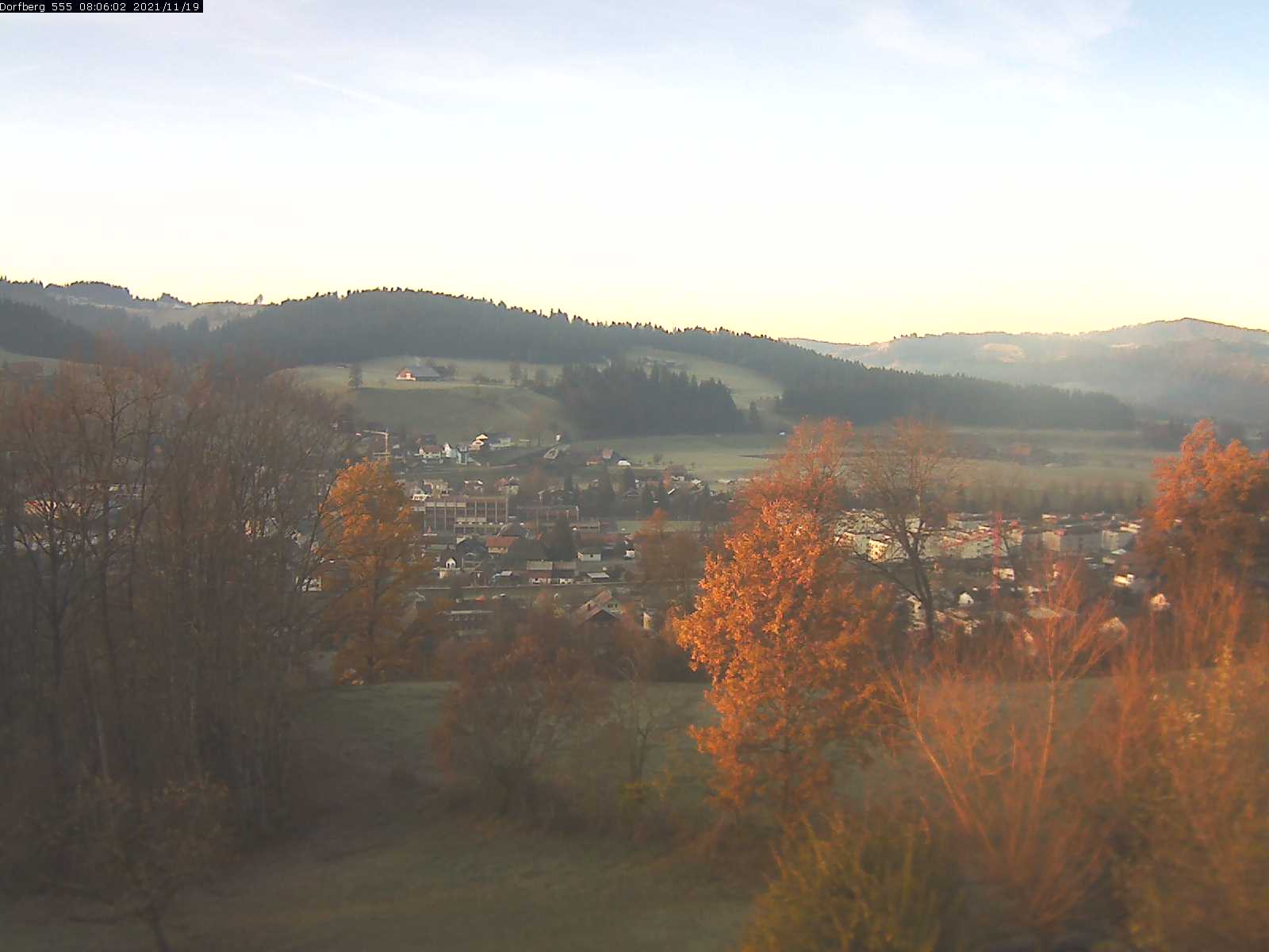 Webcam-Bild: Aussicht vom Dorfberg in Langnau 20211119-080601