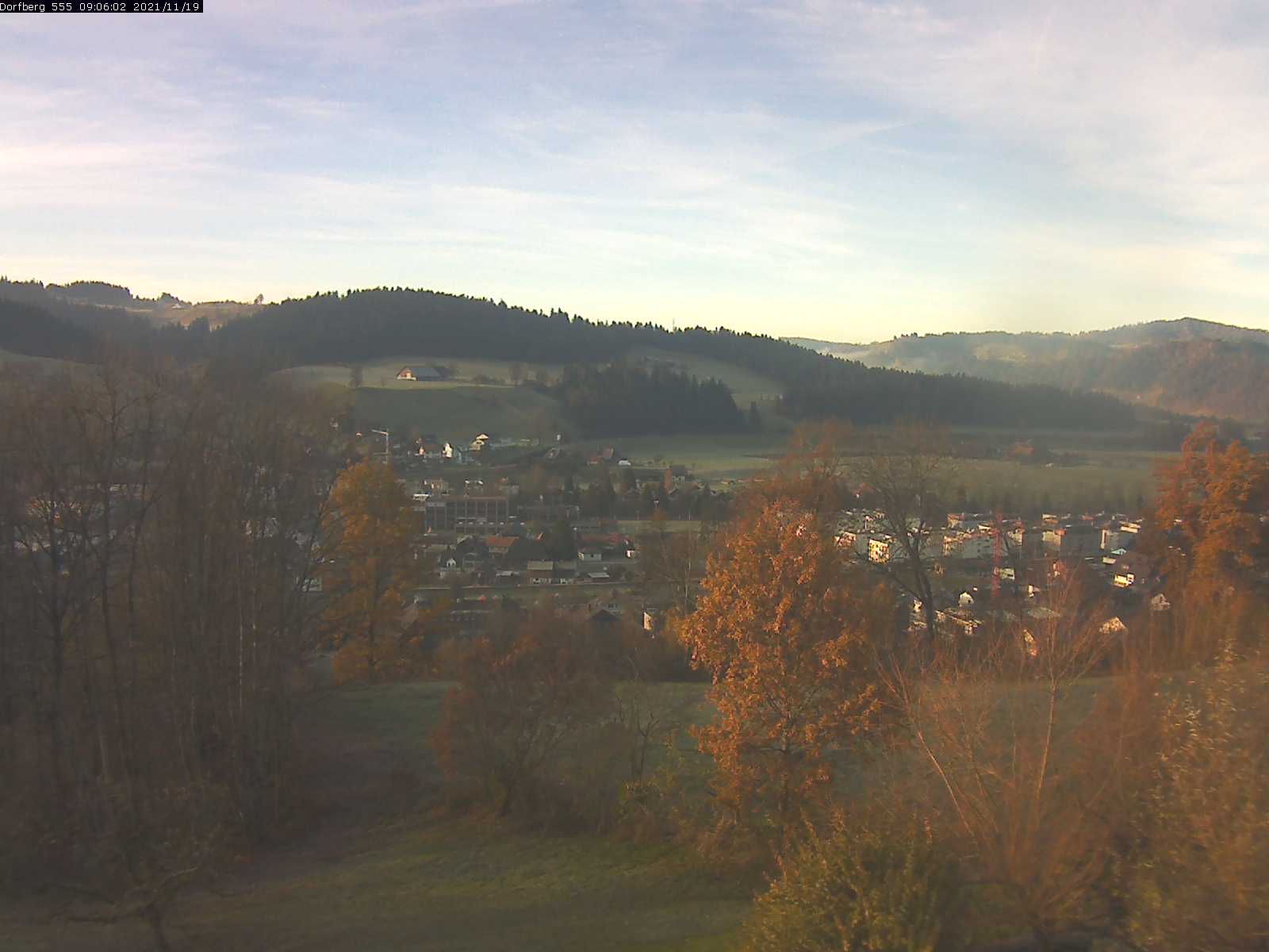 Webcam-Bild: Aussicht vom Dorfberg in Langnau 20211119-090601