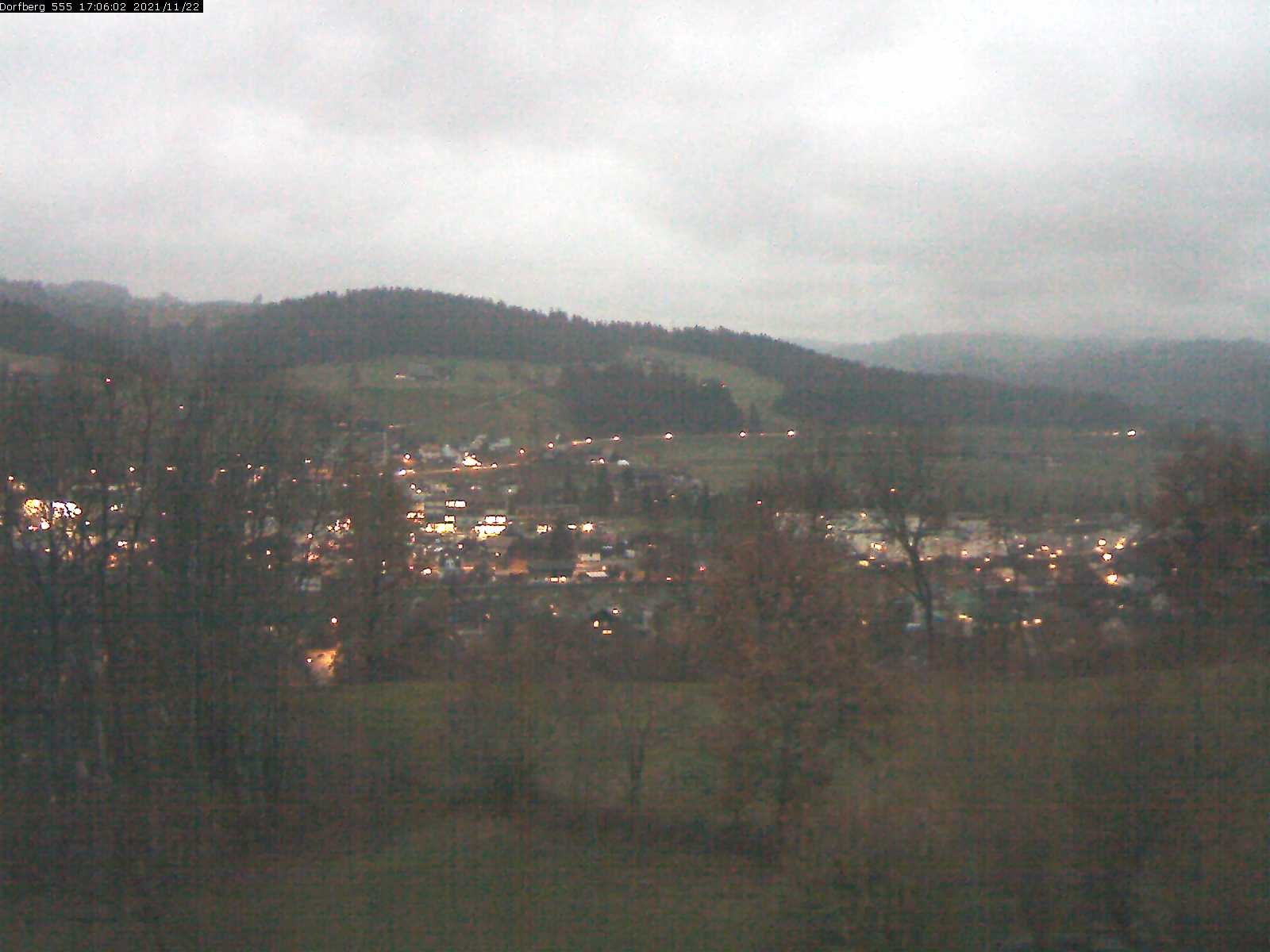 Webcam-Bild: Aussicht vom Dorfberg in Langnau 20211122-170601