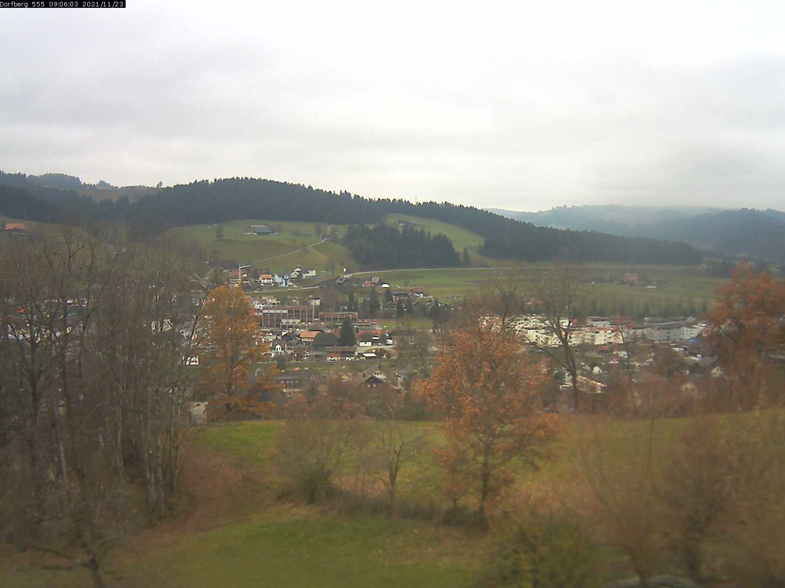 Webcam-Bild: Aussicht vom Dorfberg in Langnau 20211123-090601