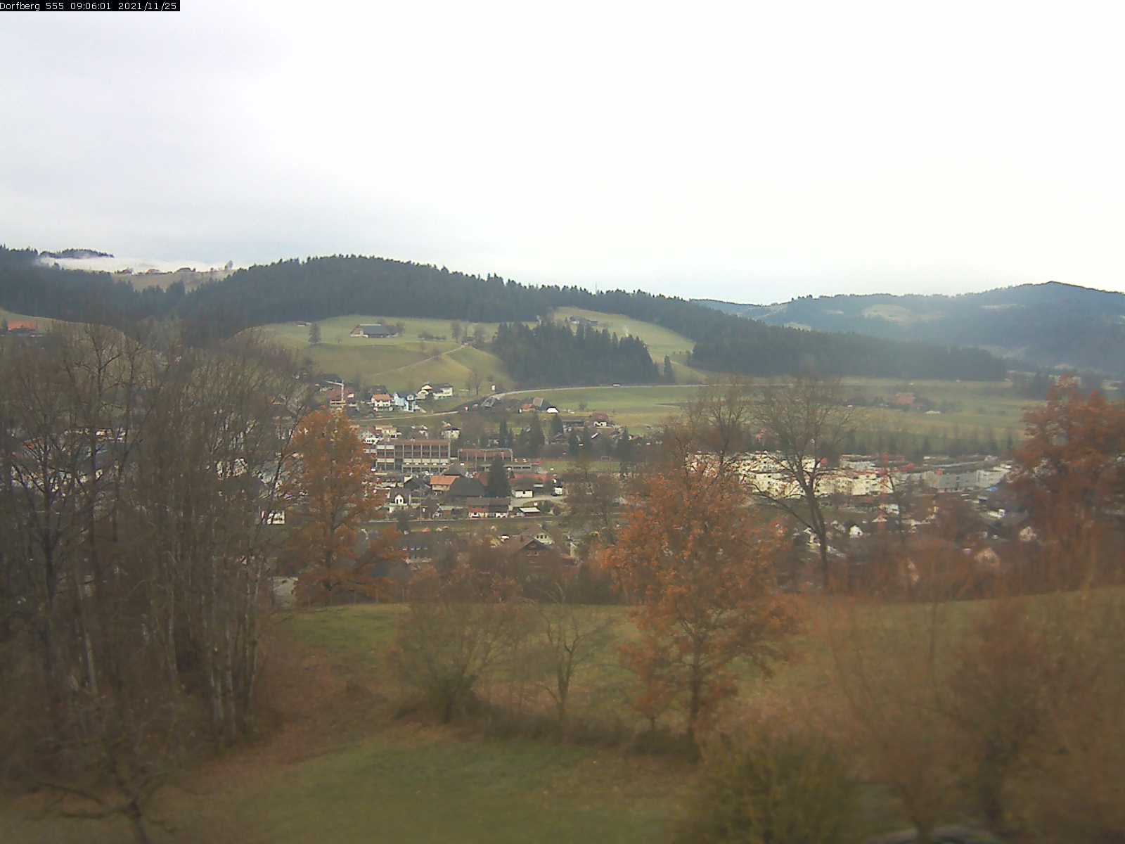 Webcam-Bild: Aussicht vom Dorfberg in Langnau 20211125-090601