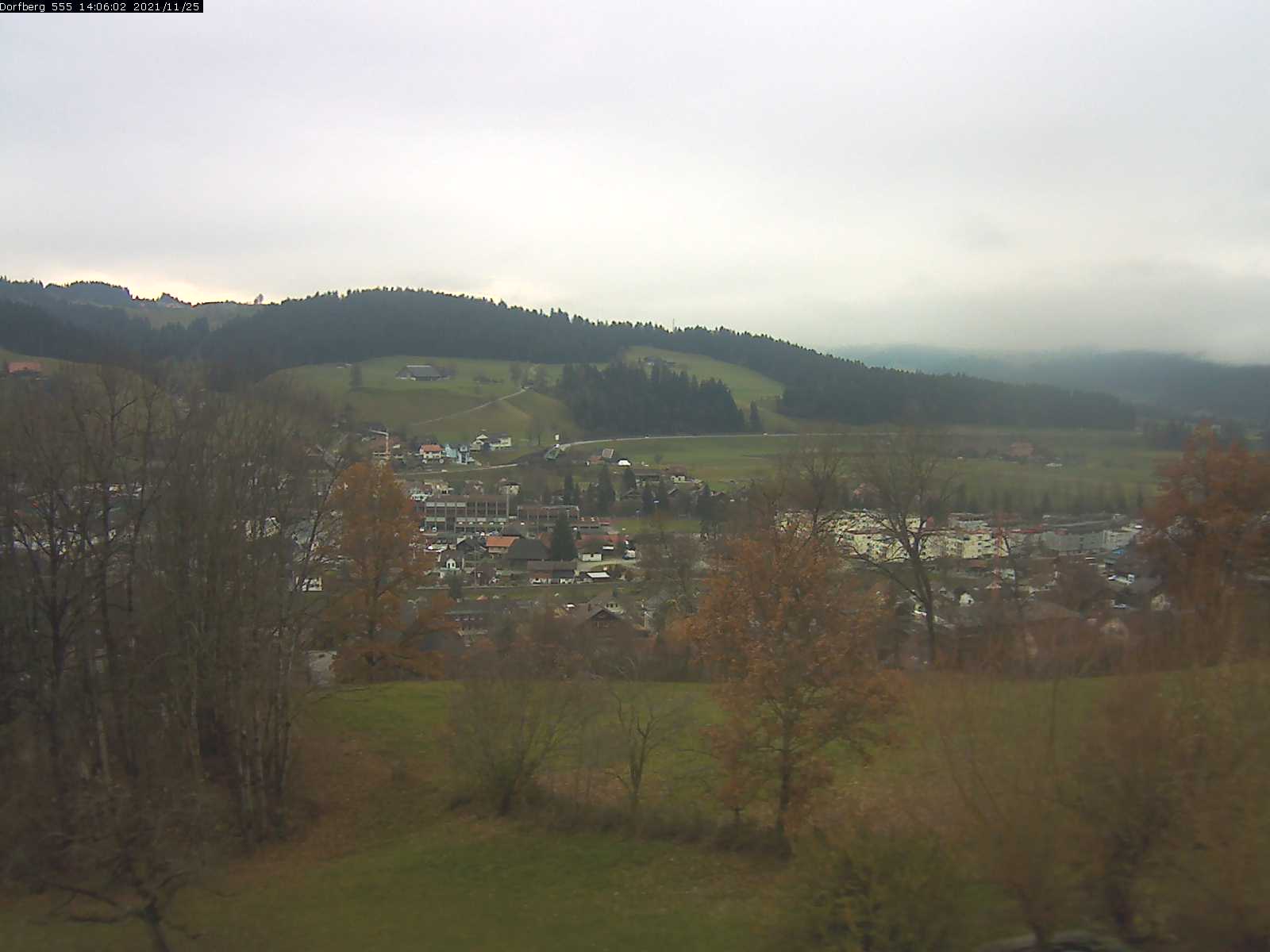 Webcam-Bild: Aussicht vom Dorfberg in Langnau 20211125-140601