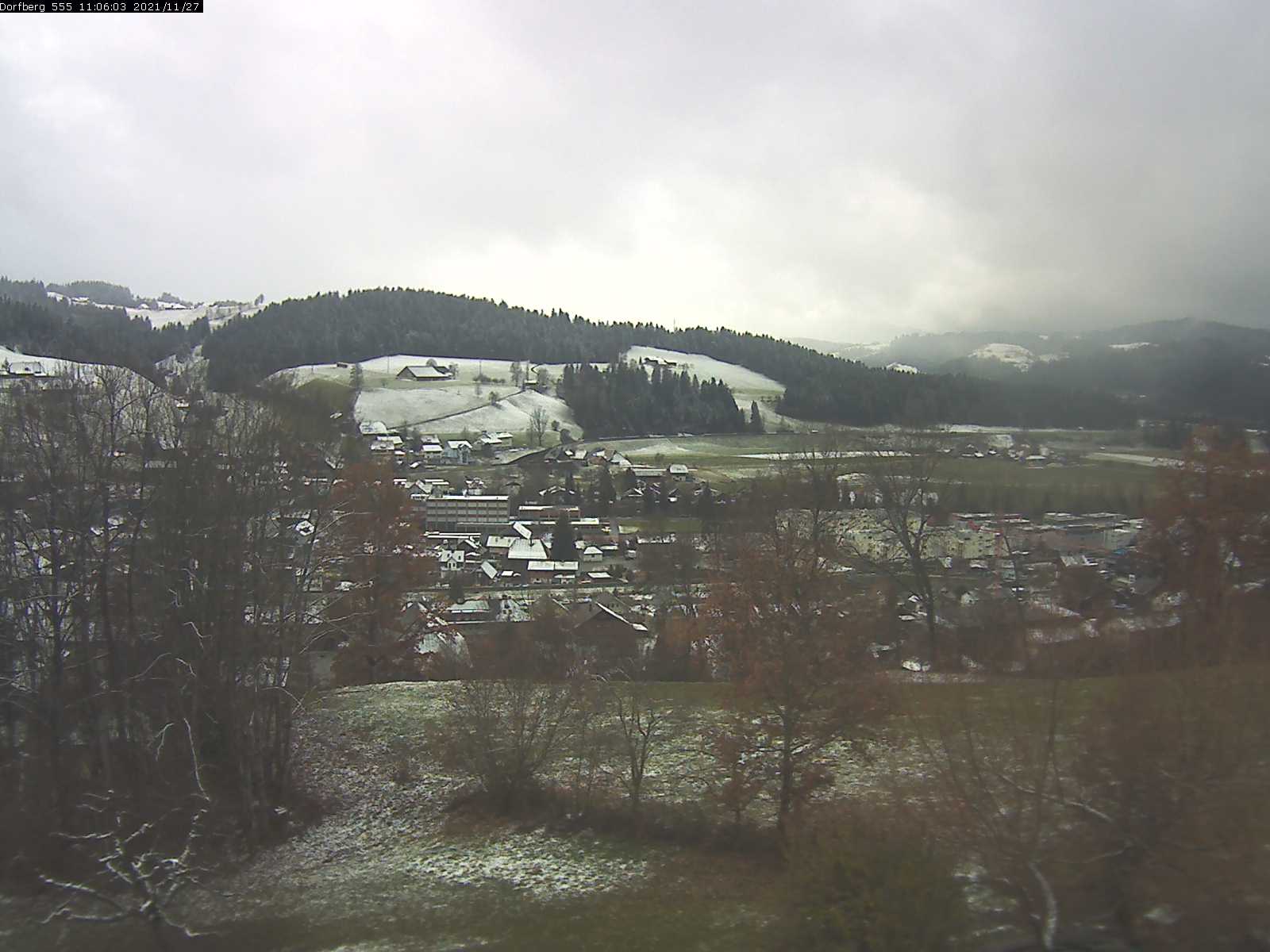 Webcam-Bild: Aussicht vom Dorfberg in Langnau 20211127-110601