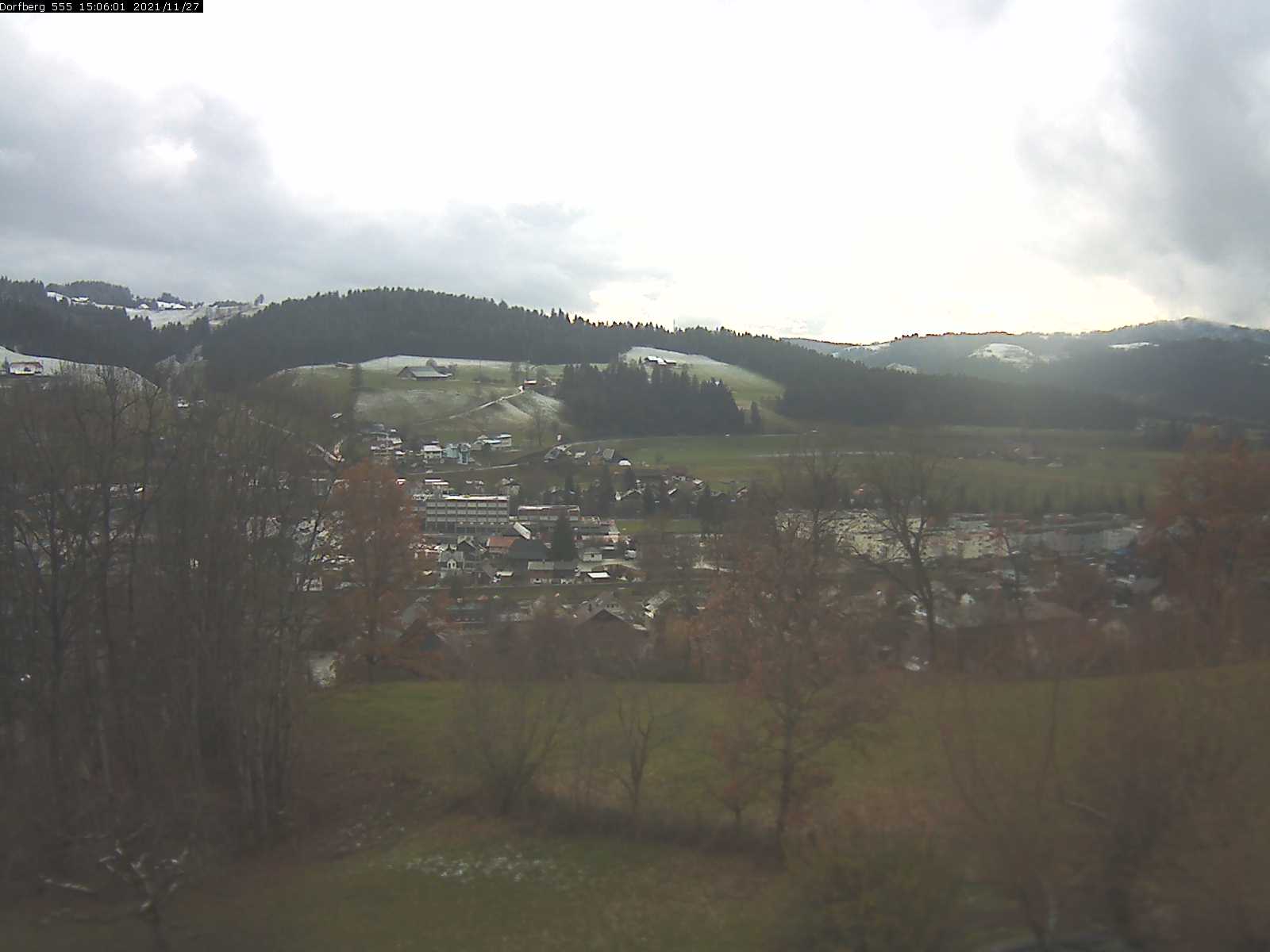 Webcam-Bild: Aussicht vom Dorfberg in Langnau 20211127-150601