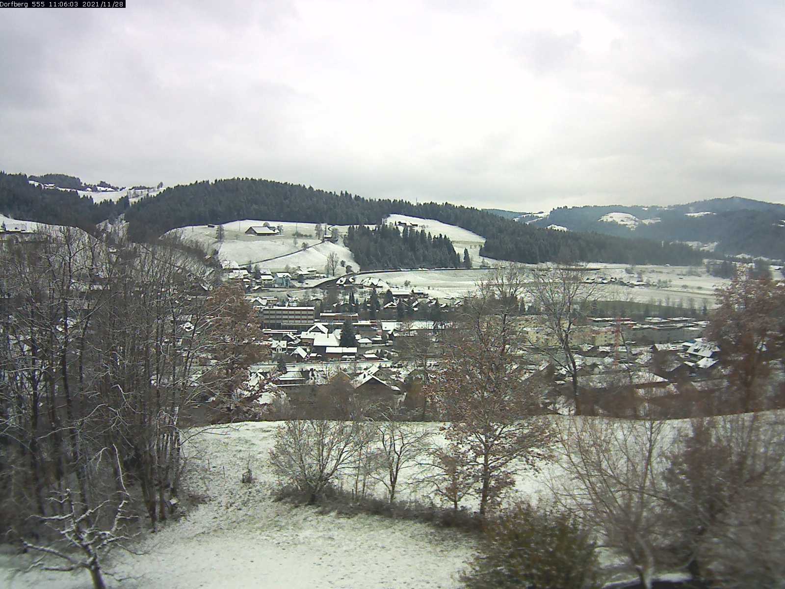 Webcam-Bild: Aussicht vom Dorfberg in Langnau 20211128-110601