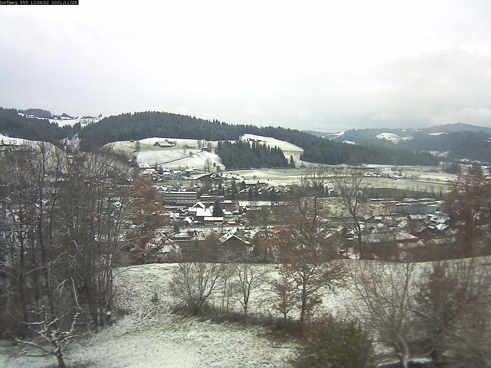Webcam-Bild: Aussicht vom Dorfberg in Langnau 20211128-120601