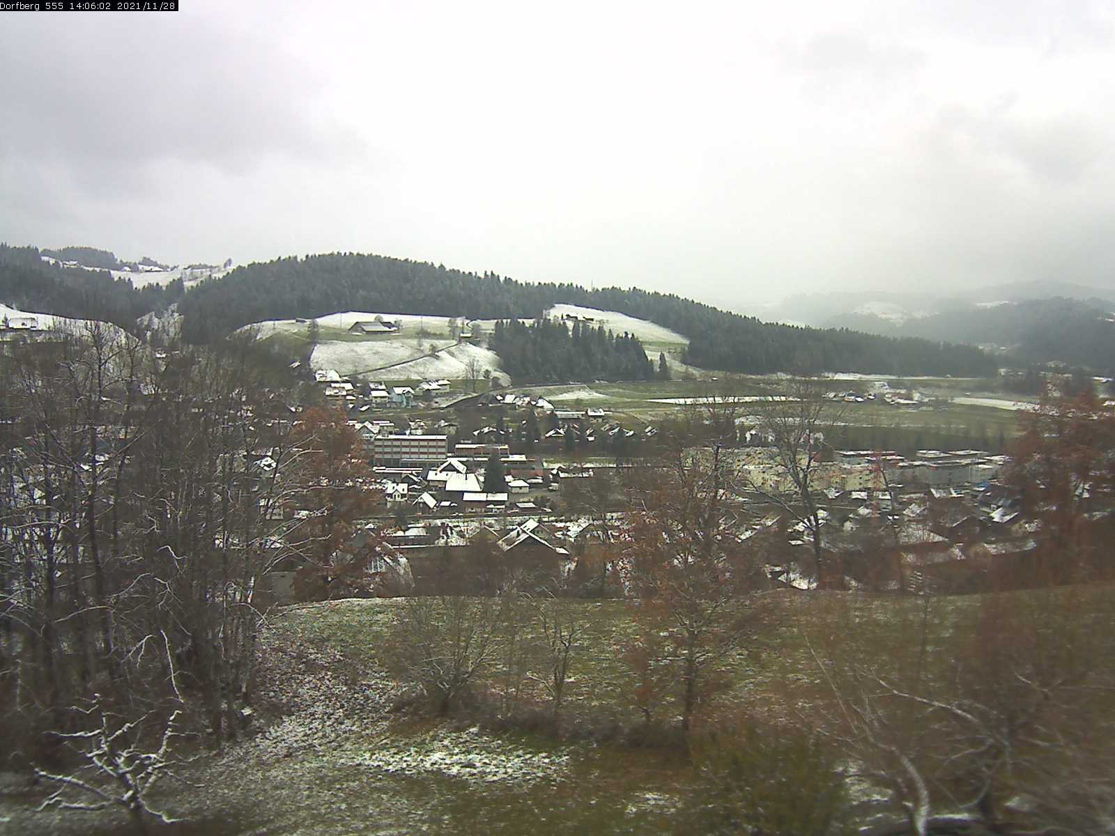 Webcam-Bild: Aussicht vom Dorfberg in Langnau 20211128-140601