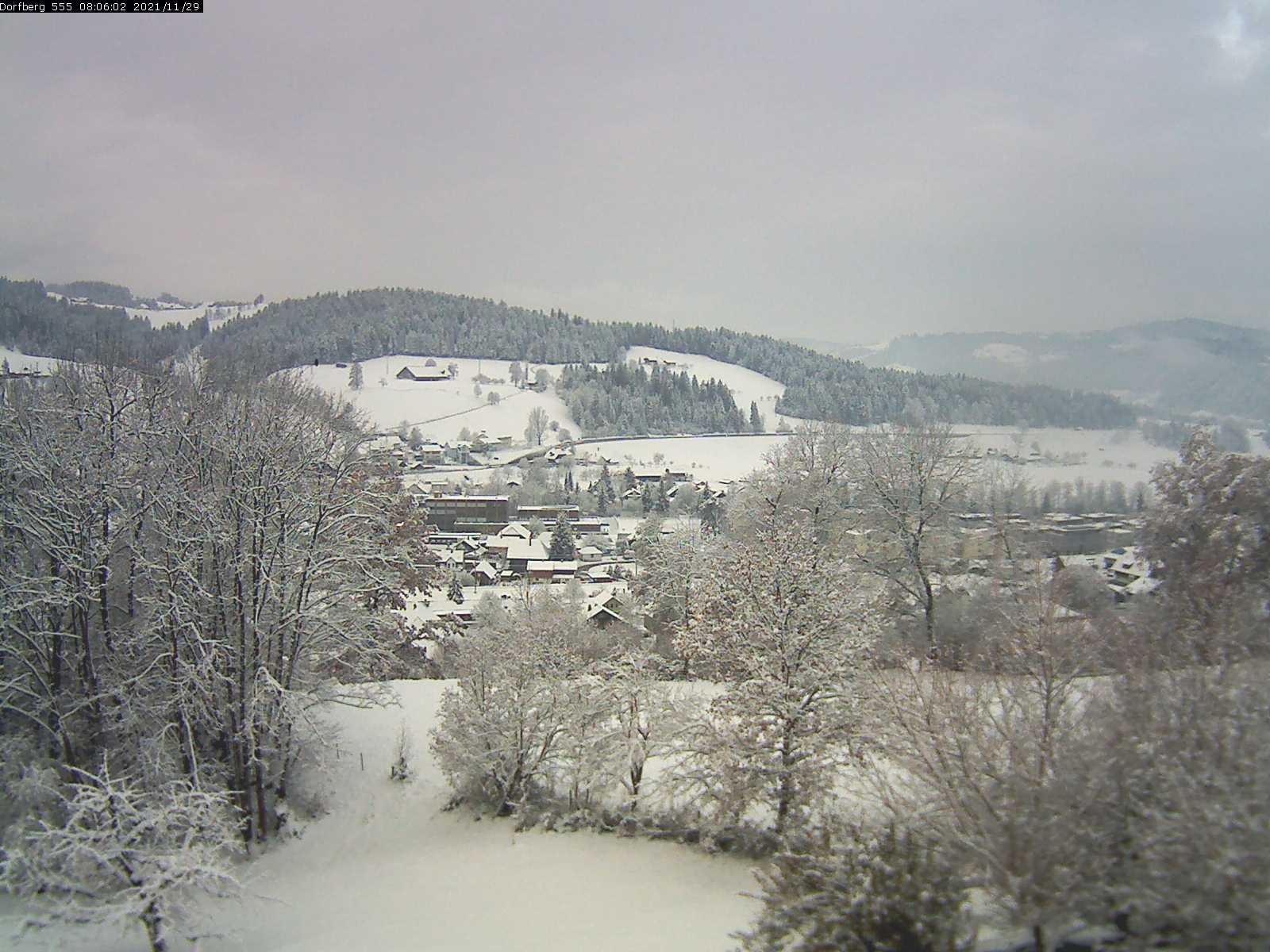 Webcam-Bild: Aussicht vom Dorfberg in Langnau 20211129-080601