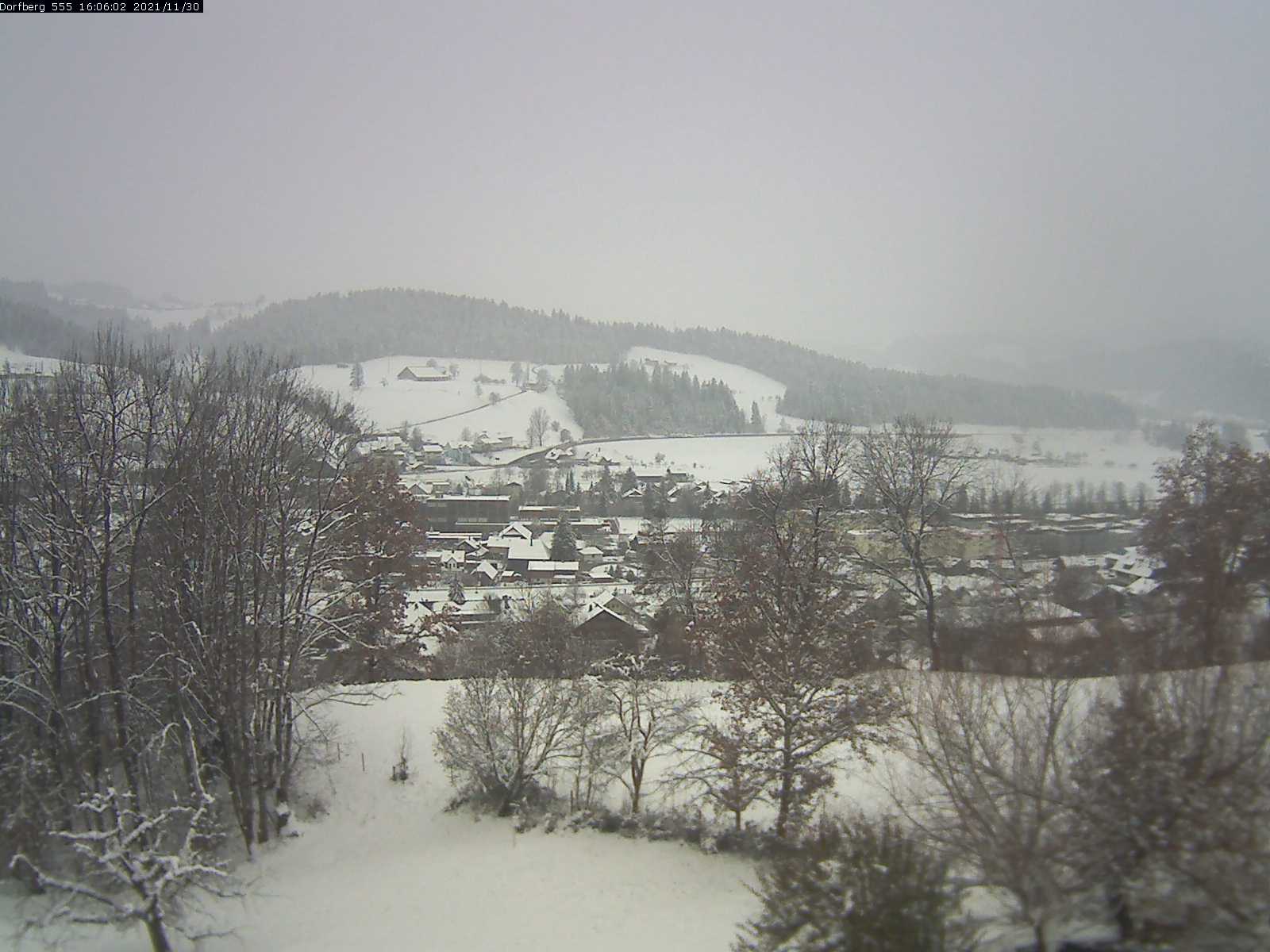 Webcam-Bild: Aussicht vom Dorfberg in Langnau 20211130-160601