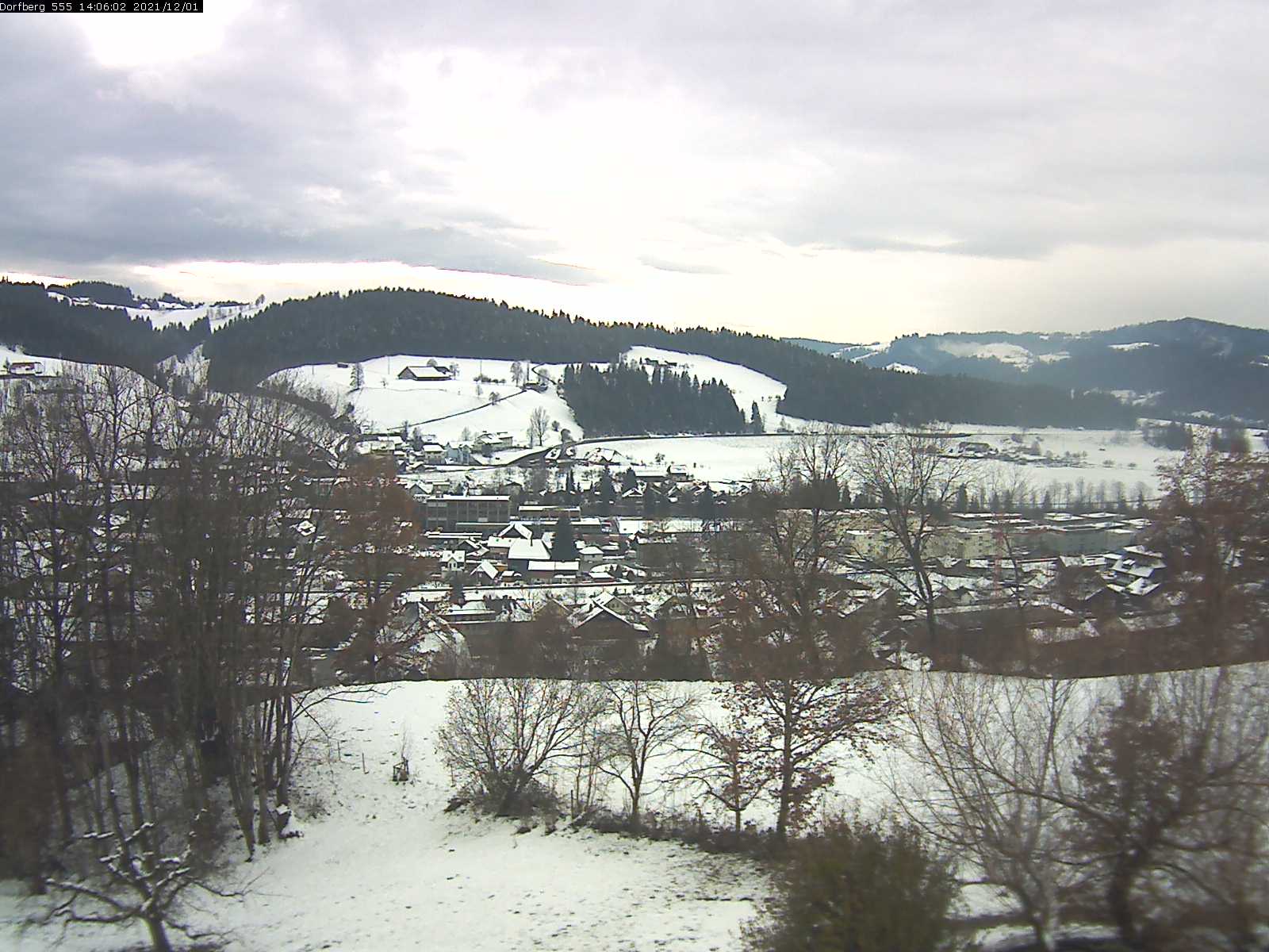 Webcam-Bild: Aussicht vom Dorfberg in Langnau 20211201-140601
