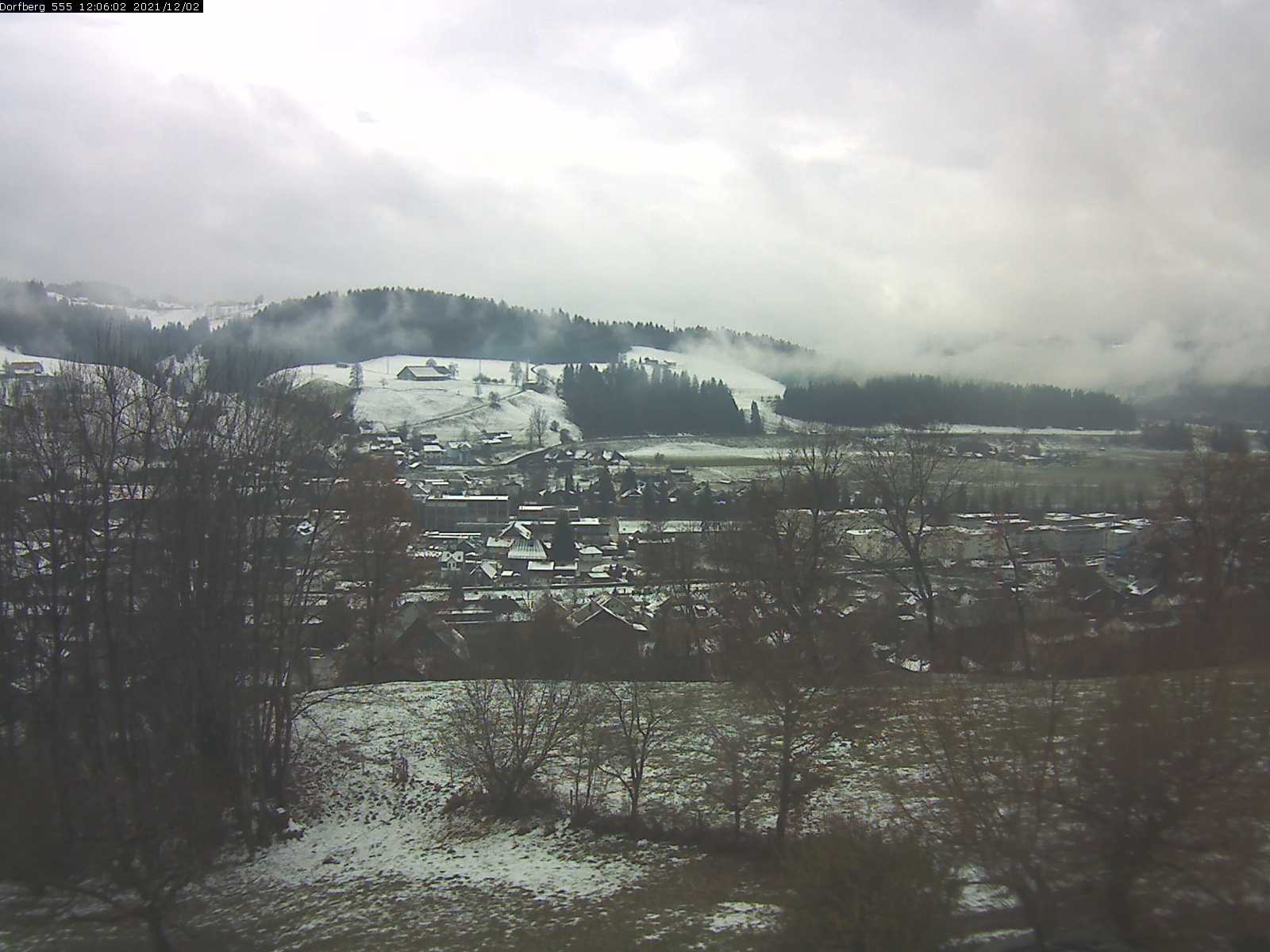 Webcam-Bild: Aussicht vom Dorfberg in Langnau 20211202-120601