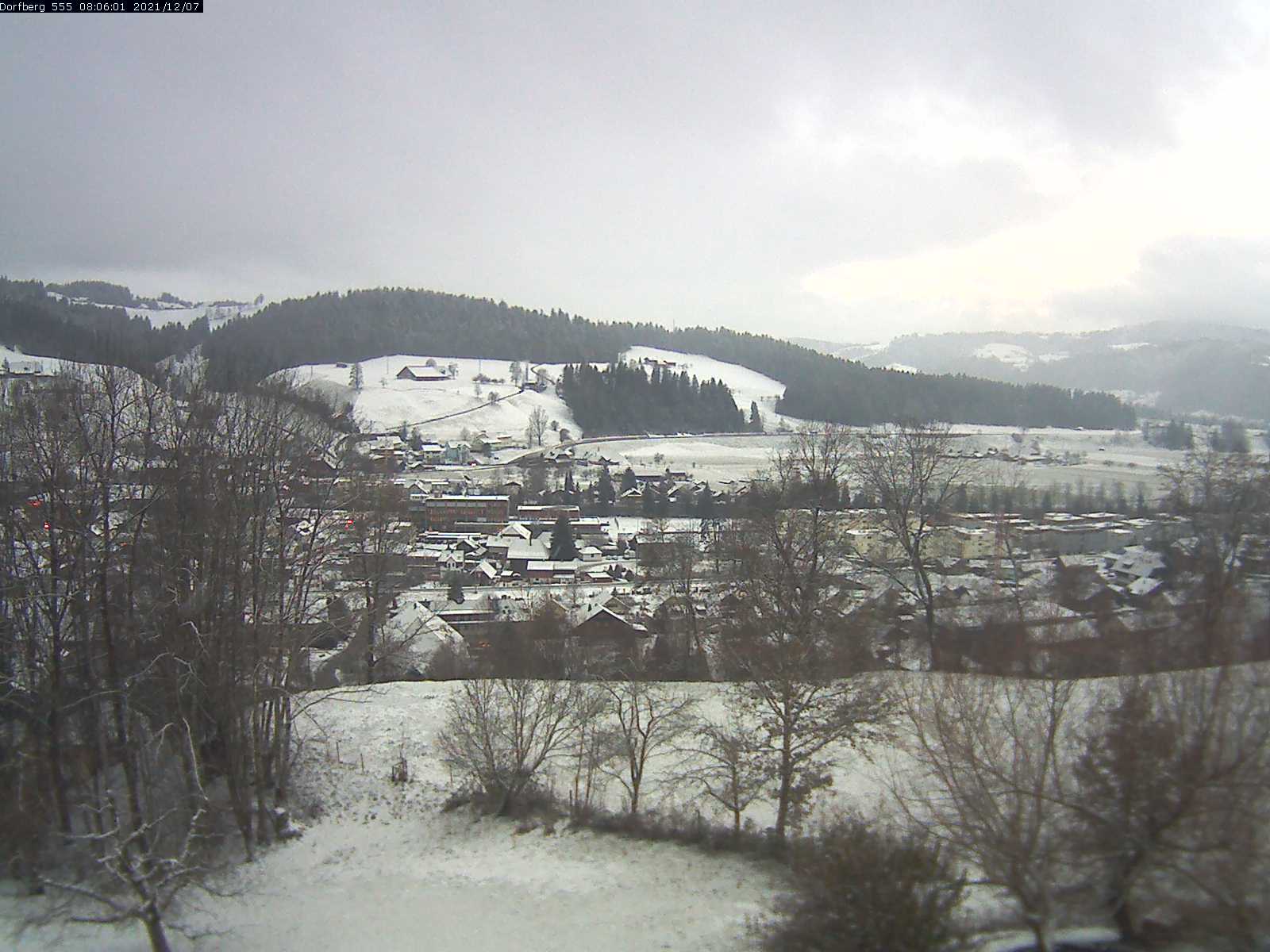 Webcam-Bild: Aussicht vom Dorfberg in Langnau 20211207-080601