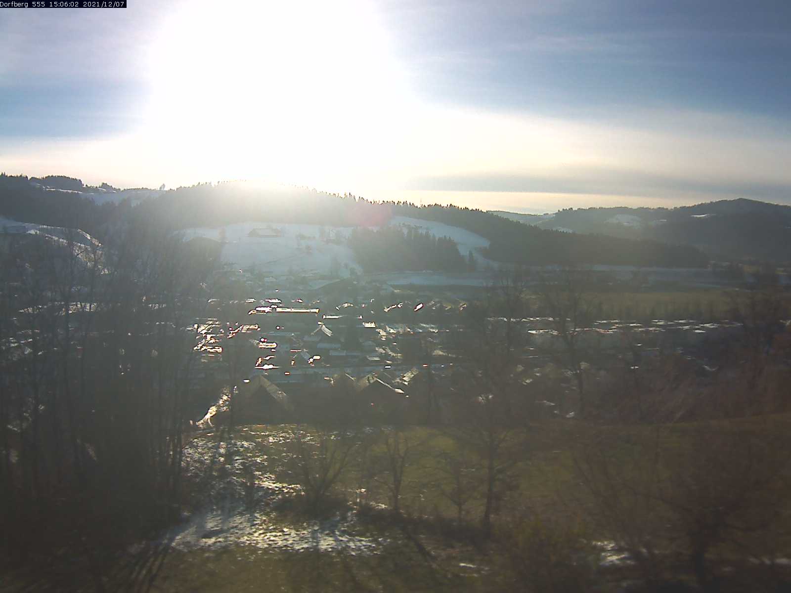 Webcam-Bild: Aussicht vom Dorfberg in Langnau 20211207-150601
