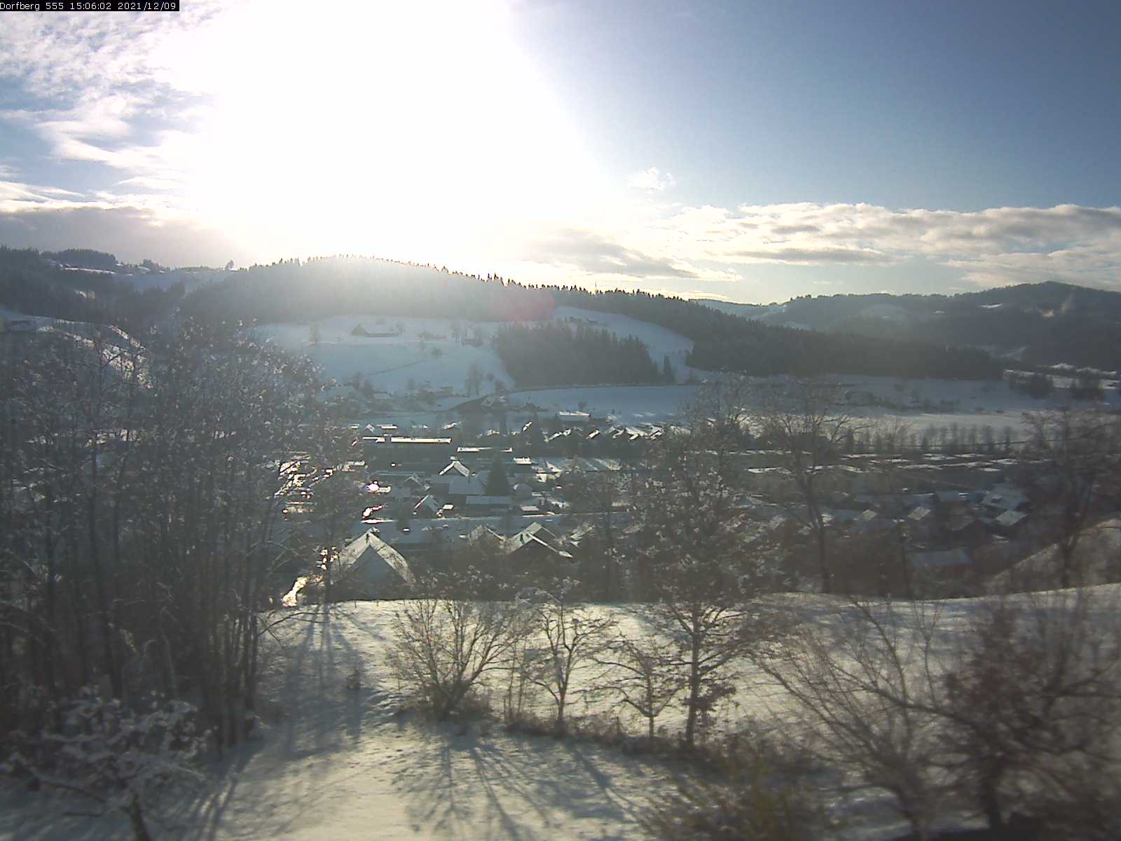 Webcam-Bild: Aussicht vom Dorfberg in Langnau 20211209-150601