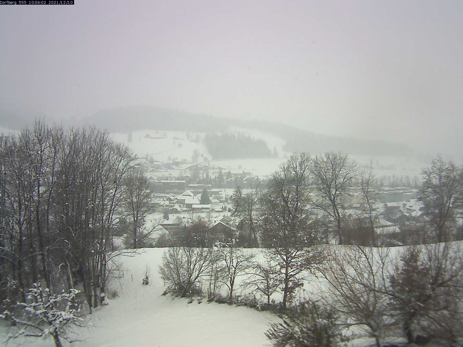 Webcam-Bild: Aussicht vom Dorfberg in Langnau 20211210-100601