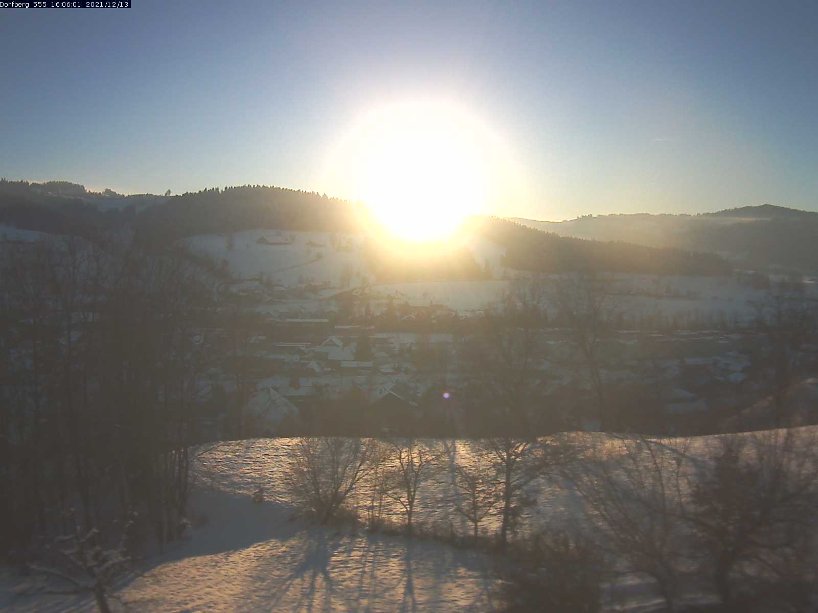 Webcam-Bild: Aussicht vom Dorfberg in Langnau 20211213-160601