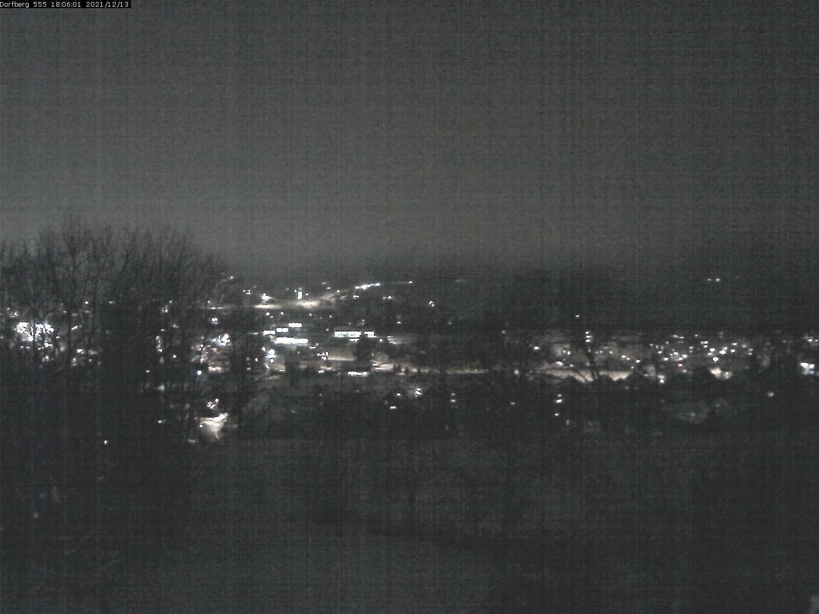 Webcam-Bild: Aussicht vom Dorfberg in Langnau 20211213-180601
