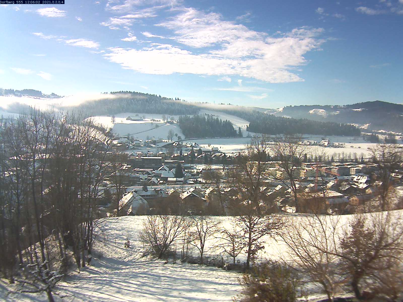 Webcam-Bild: Aussicht vom Dorfberg in Langnau 20211214-120601