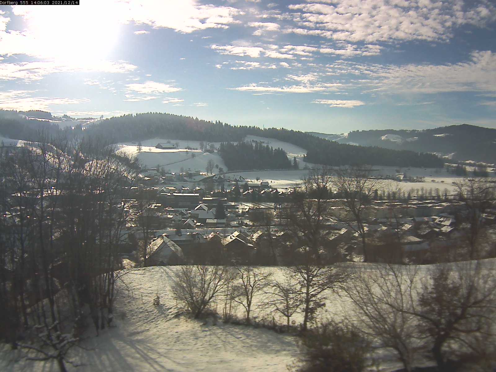 Webcam-Bild: Aussicht vom Dorfberg in Langnau 20211214-140601