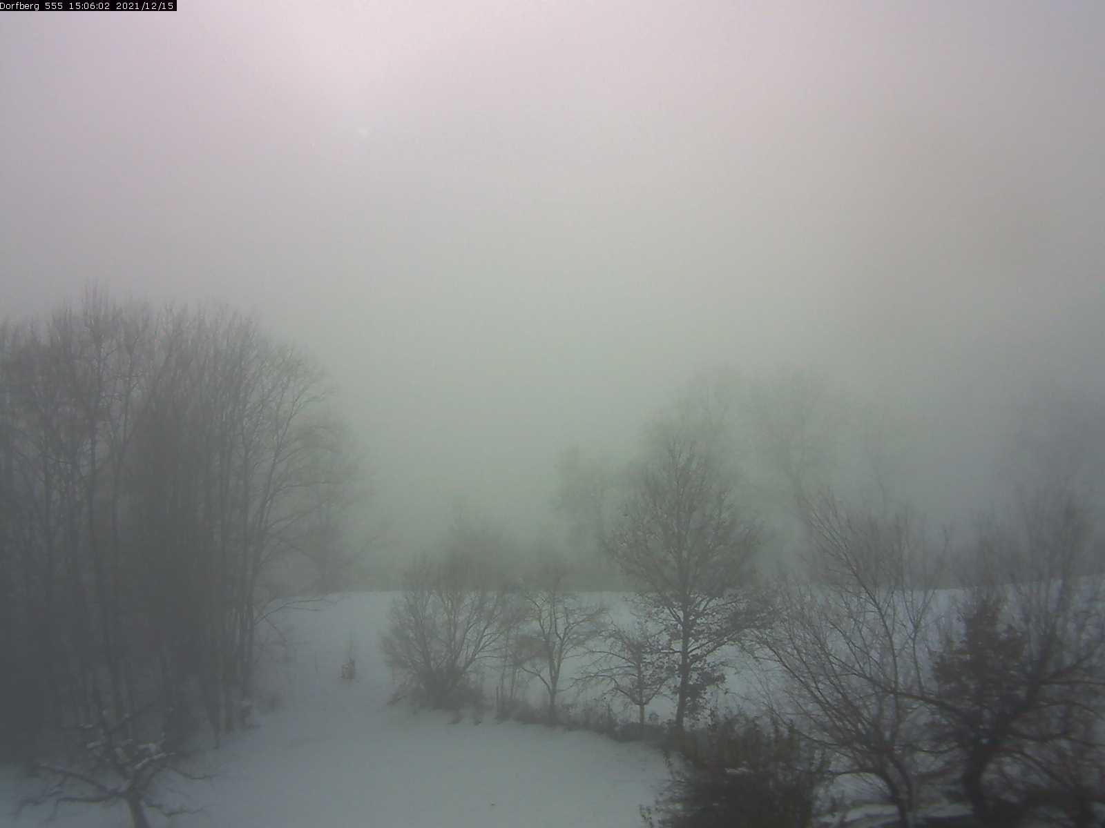 Webcam-Bild: Aussicht vom Dorfberg in Langnau 20211215-150601