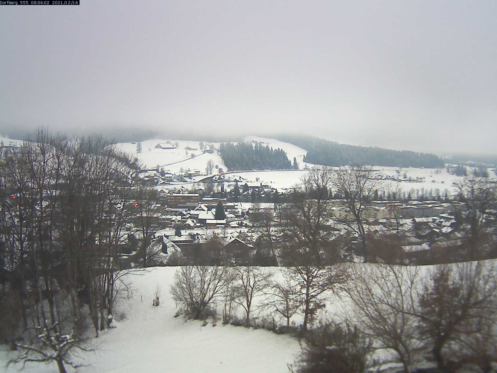 Webcam-Bild: Aussicht vom Dorfberg in Langnau 20211216-080601