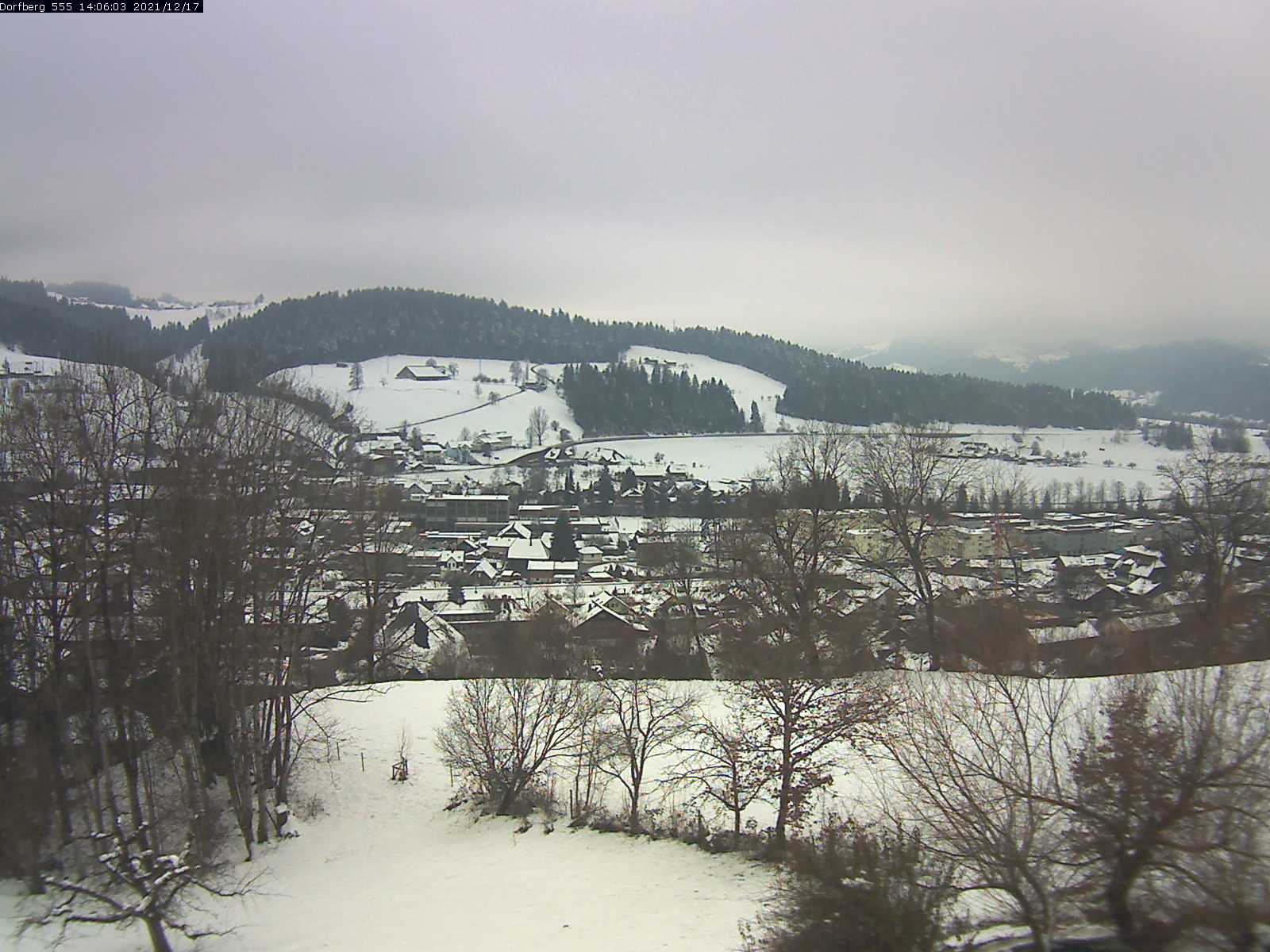 Webcam-Bild: Aussicht vom Dorfberg in Langnau 20211217-140601