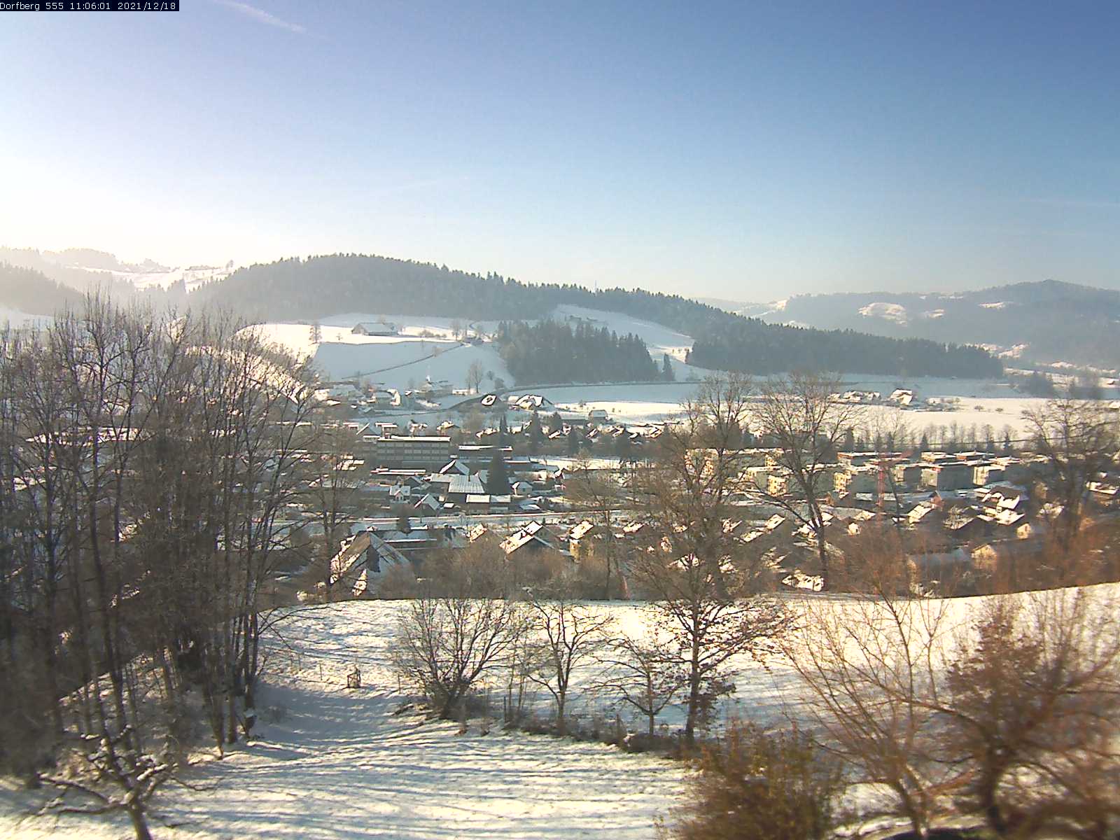 Webcam-Bild: Aussicht vom Dorfberg in Langnau 20211218-110601