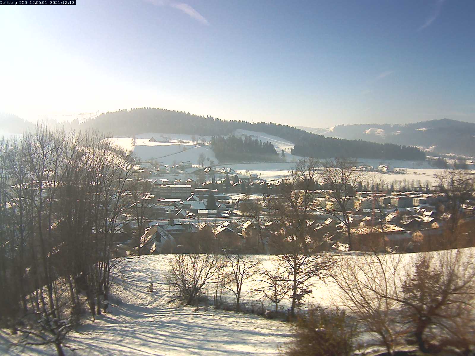 Webcam-Bild: Aussicht vom Dorfberg in Langnau 20211218-120601