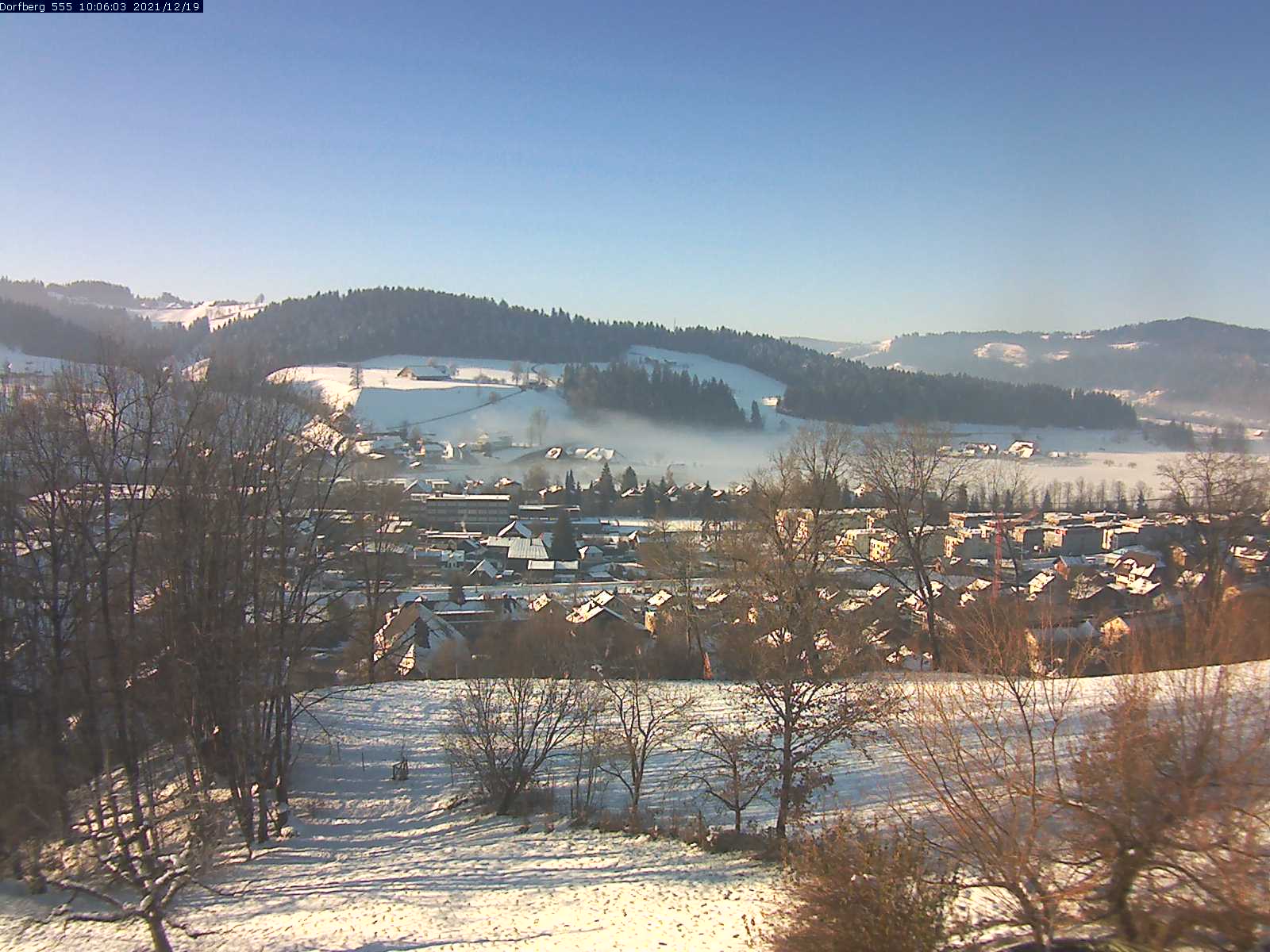 Webcam-Bild: Aussicht vom Dorfberg in Langnau 20211219-100601