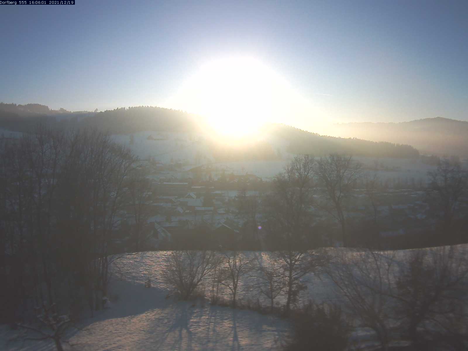 Webcam-Bild: Aussicht vom Dorfberg in Langnau 20211219-160601