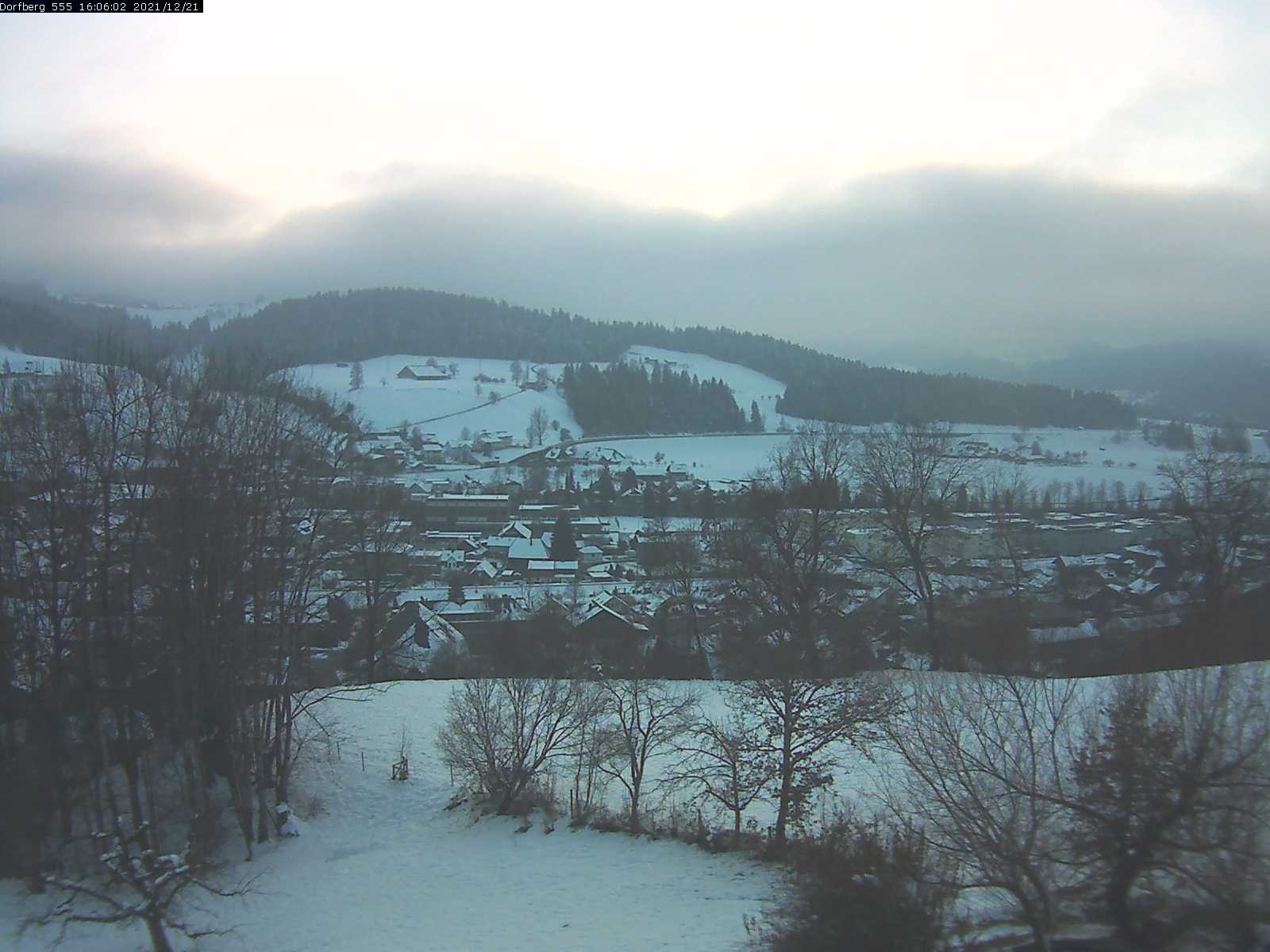 Webcam-Bild: Aussicht vom Dorfberg in Langnau 20211221-160601